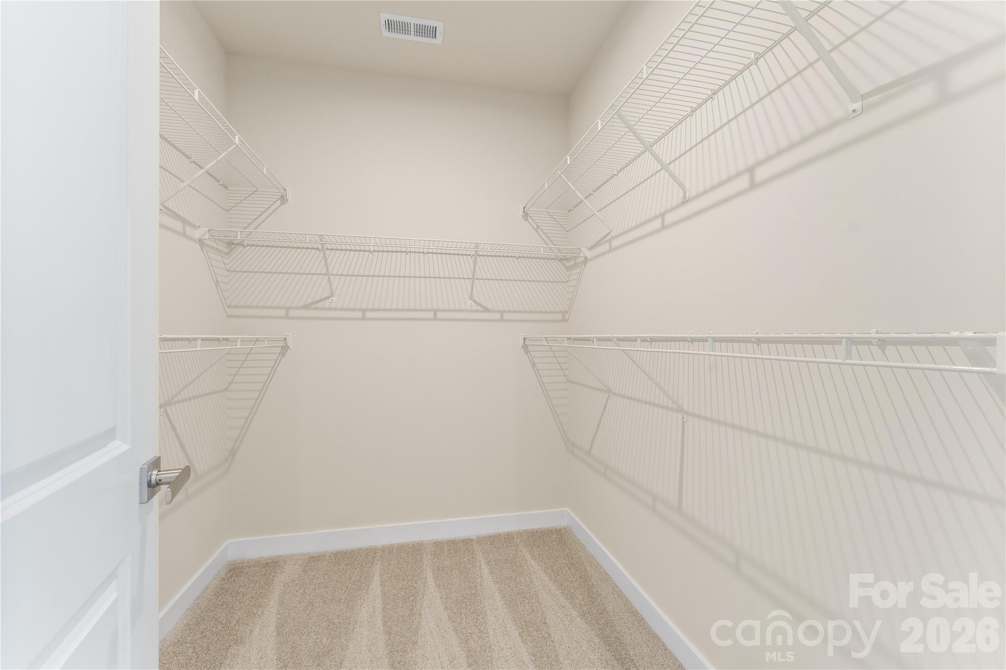 6004 Blue Ridge Oak Road — Charlotte