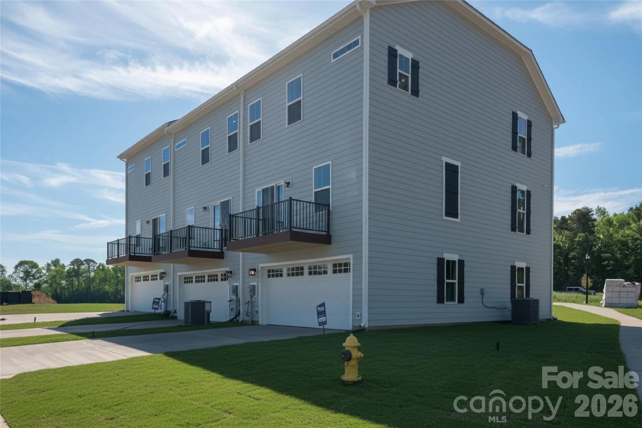 6004 Blue Ridge Oak Road — Charlotte