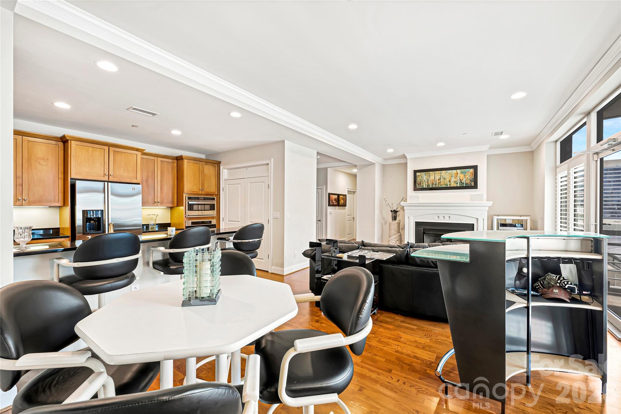 435 S Tryon Street #703 — Charlotte