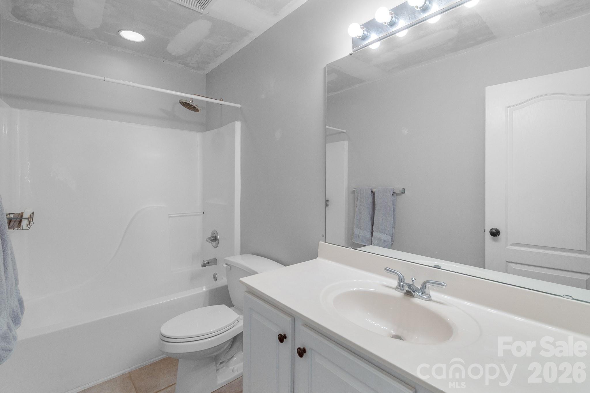 2984 Daffodil Court — Gastonia