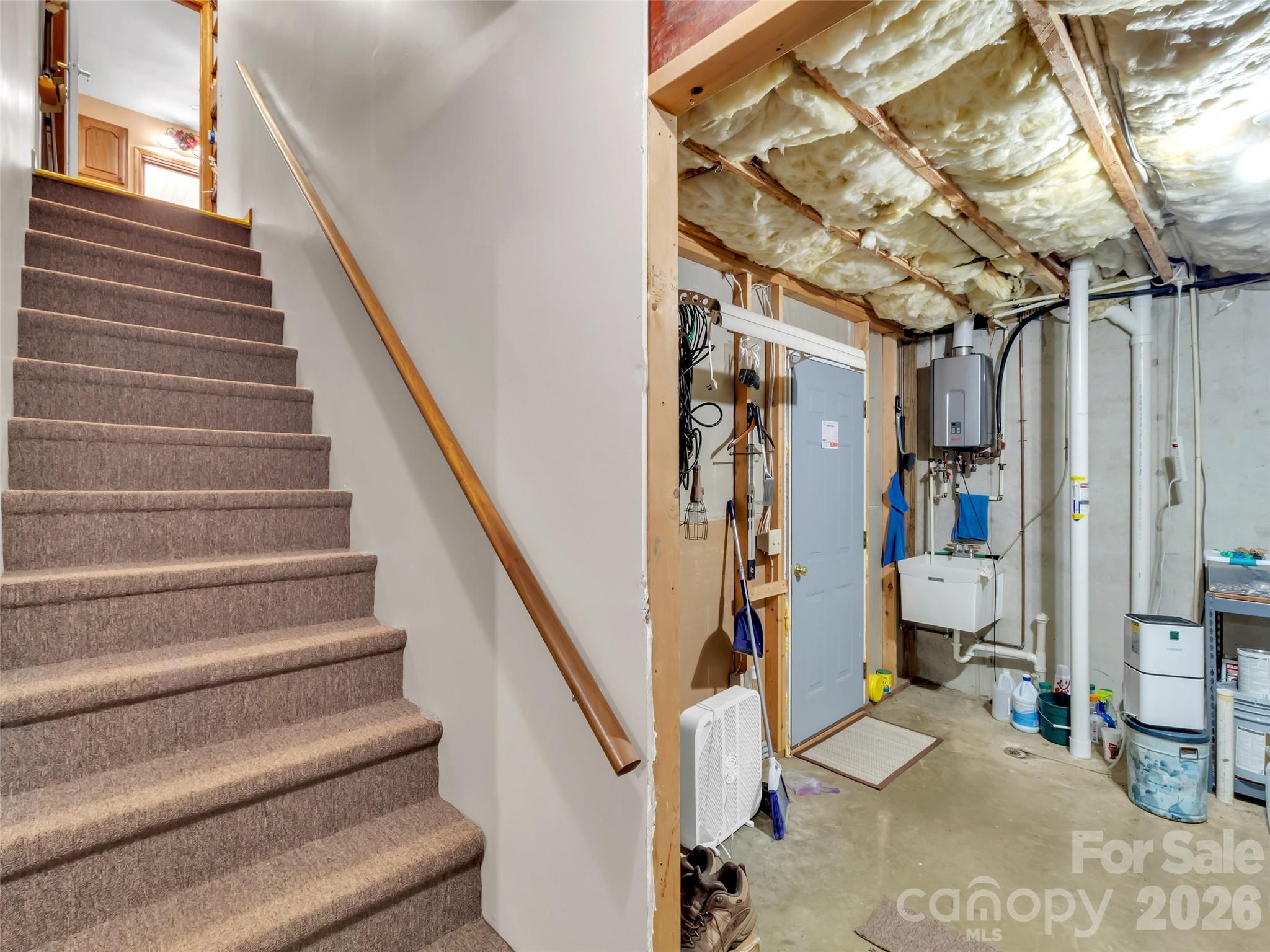 371 Falcon Ridge Drive — Waynesville