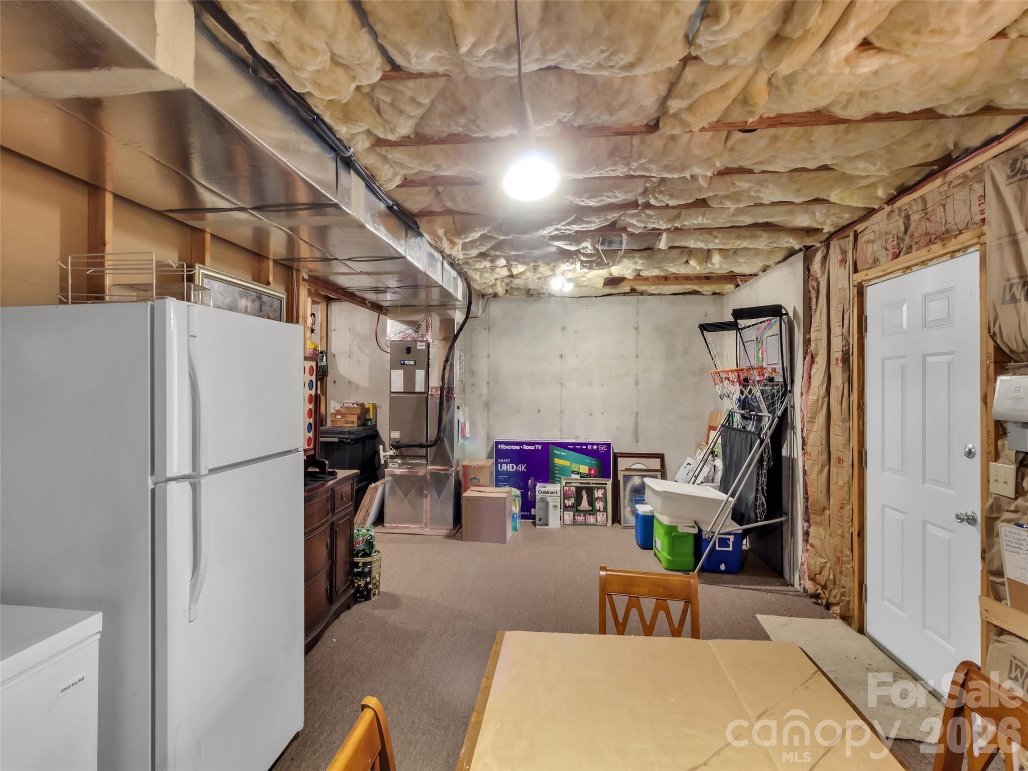 371 Falcon Ridge Drive — Waynesville