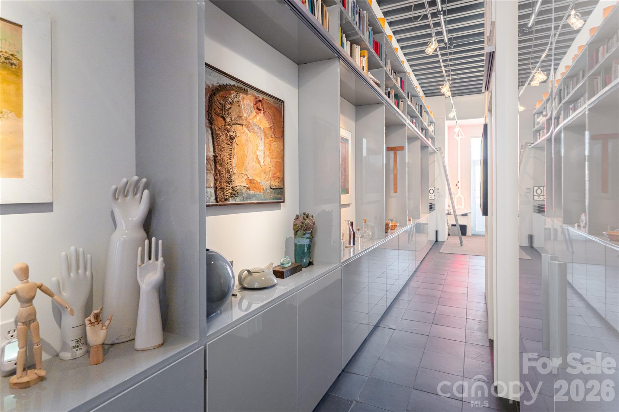 12 S Lexington Avenue #402 — Asheville