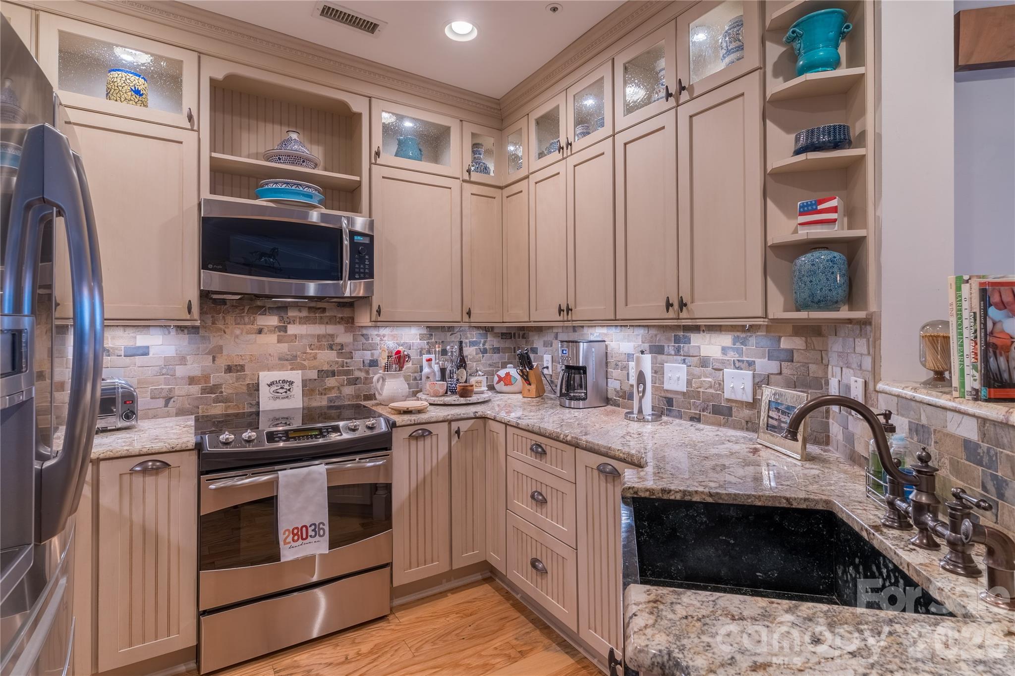 1113 Torrence Circle — Davidson