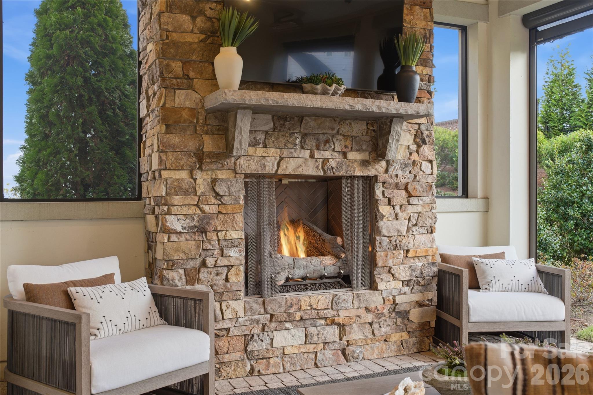 1016 Thatcher Way — Fort Mill