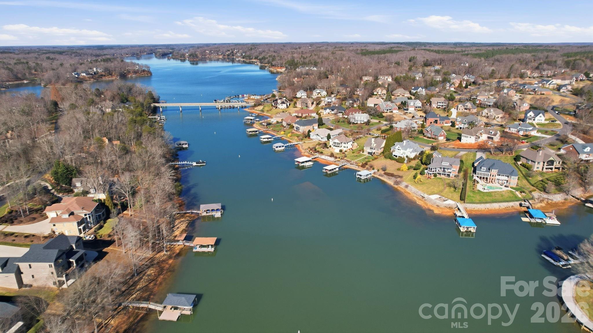 529 Catspaw Road — Statesville