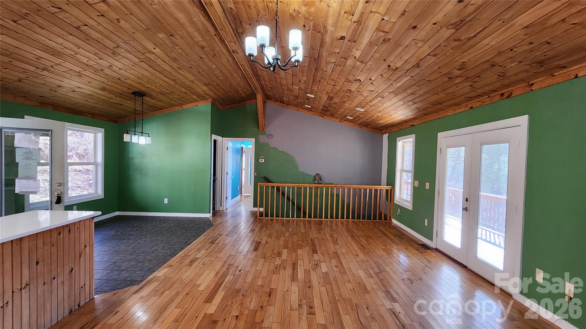 115 Old Camptown Drive — Hayesville