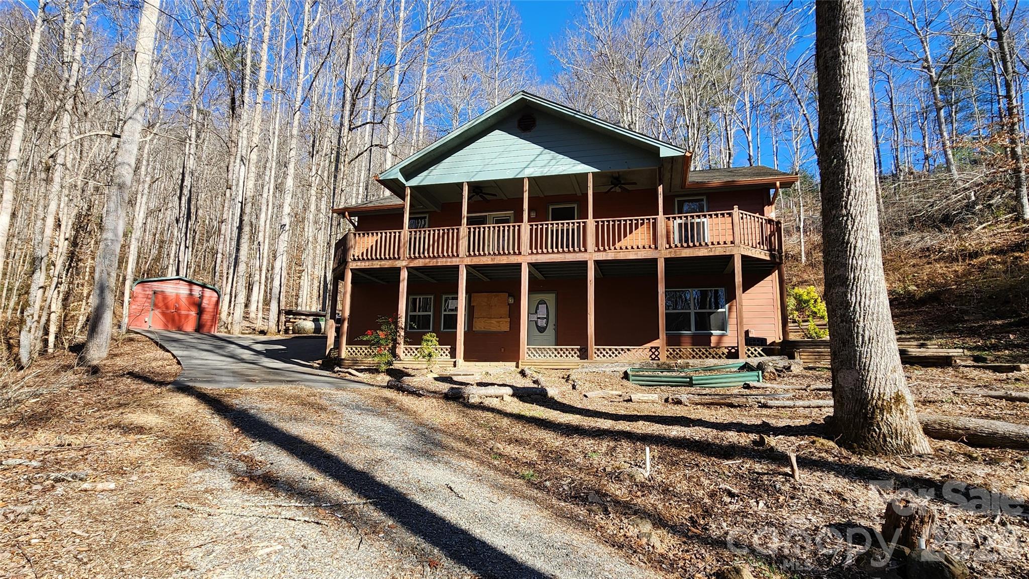 115 Old Camptown Drive — Hayesville
