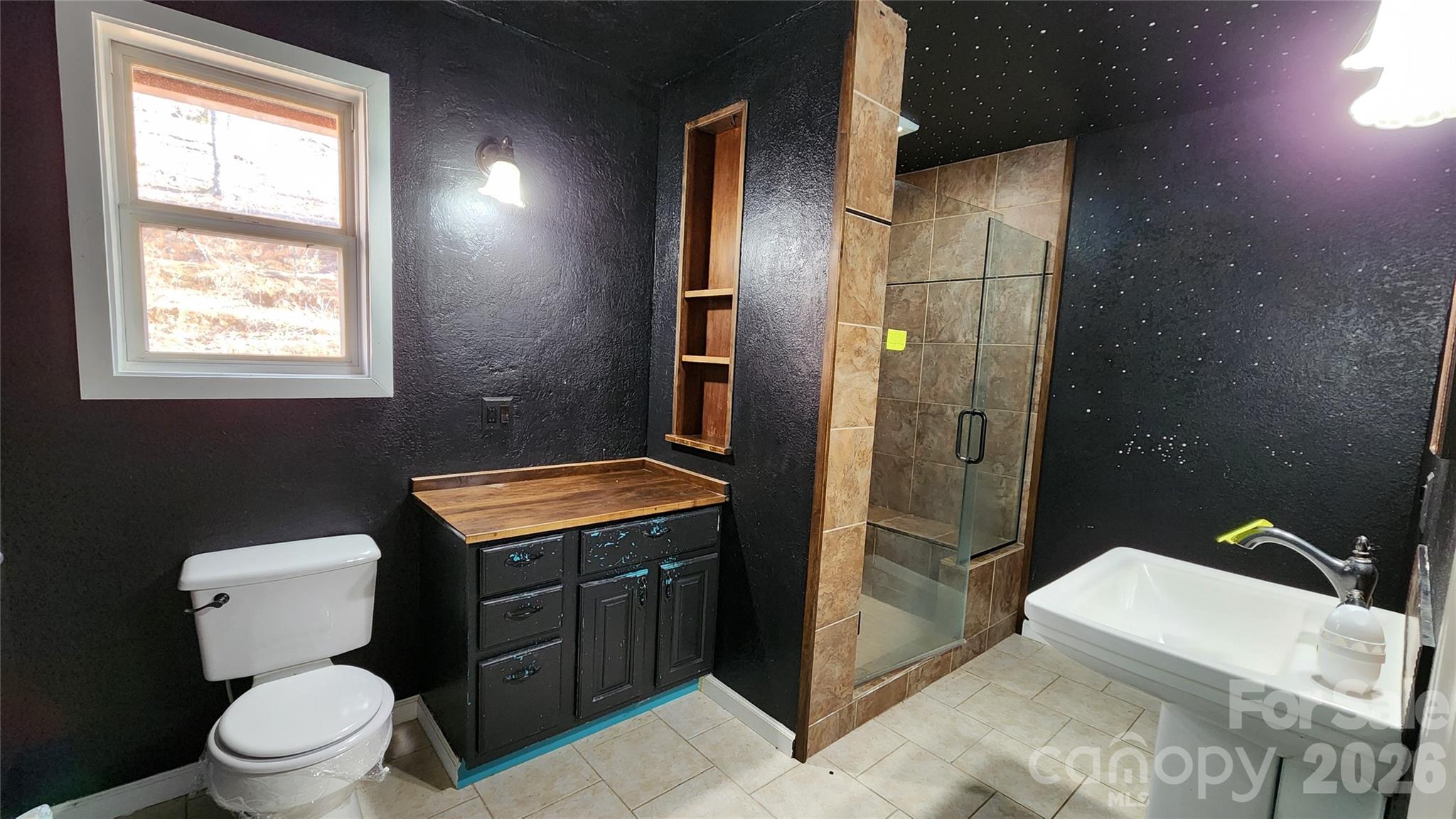 115 Old Camptown Drive — Hayesville