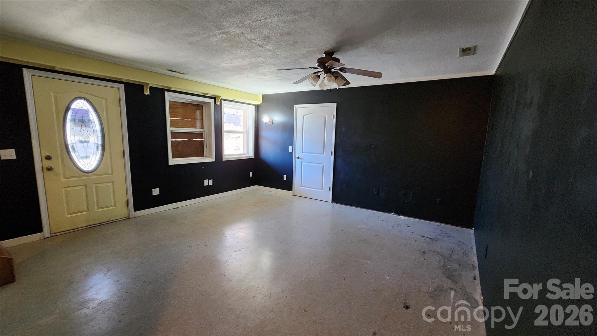 115 Old Camptown Drive — Hayesville