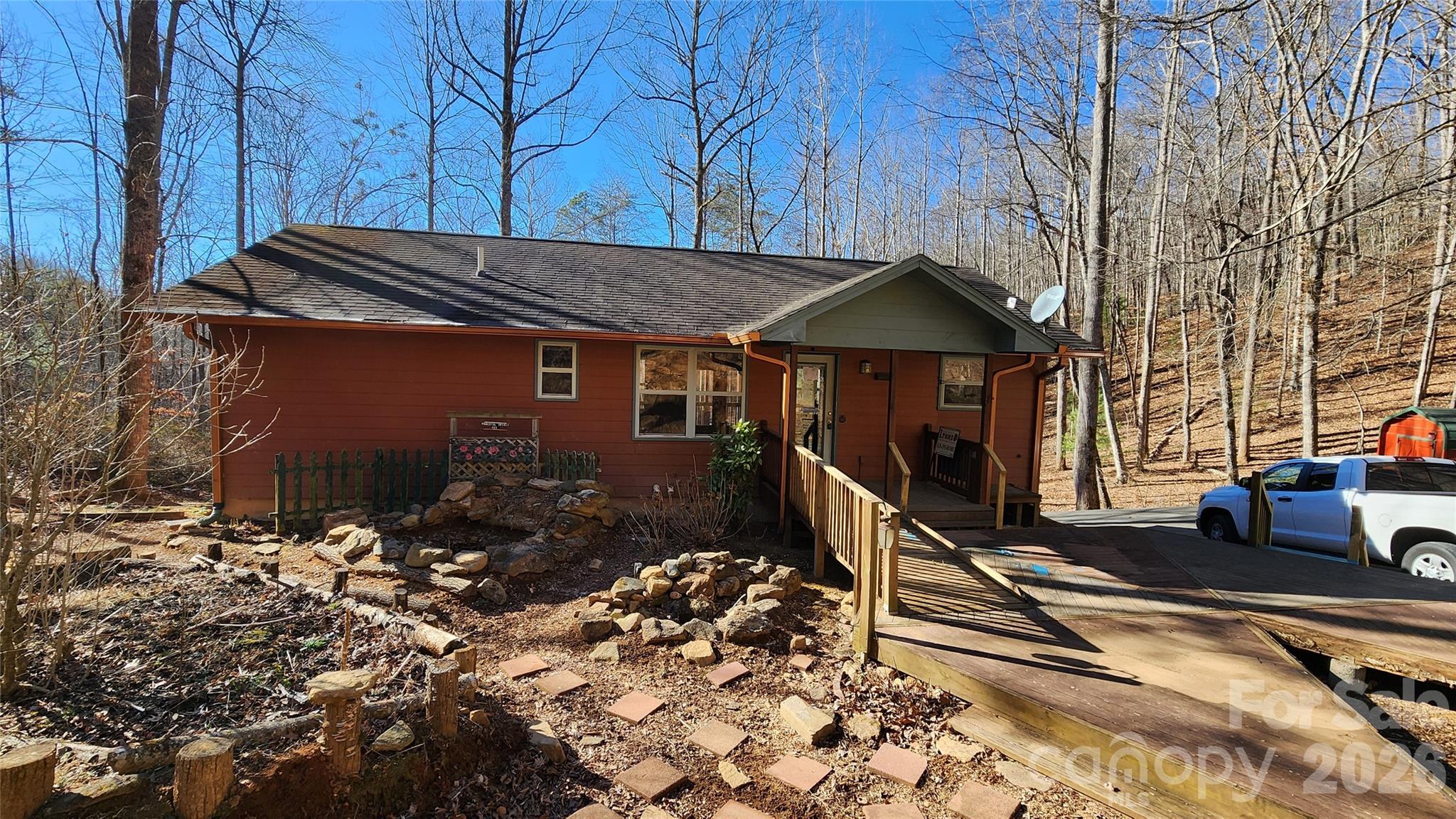 115 Old Camptown Drive — Hayesville