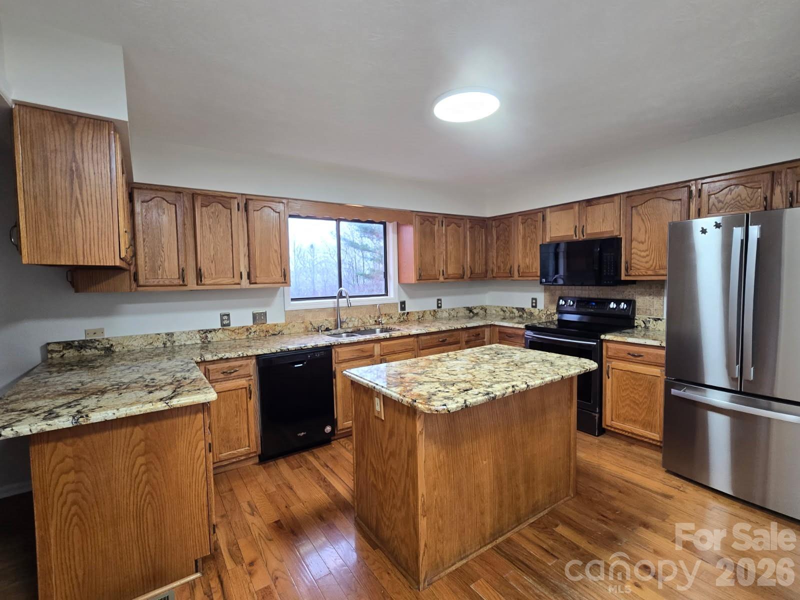 120 Breckenridge Court — Hendersonville
