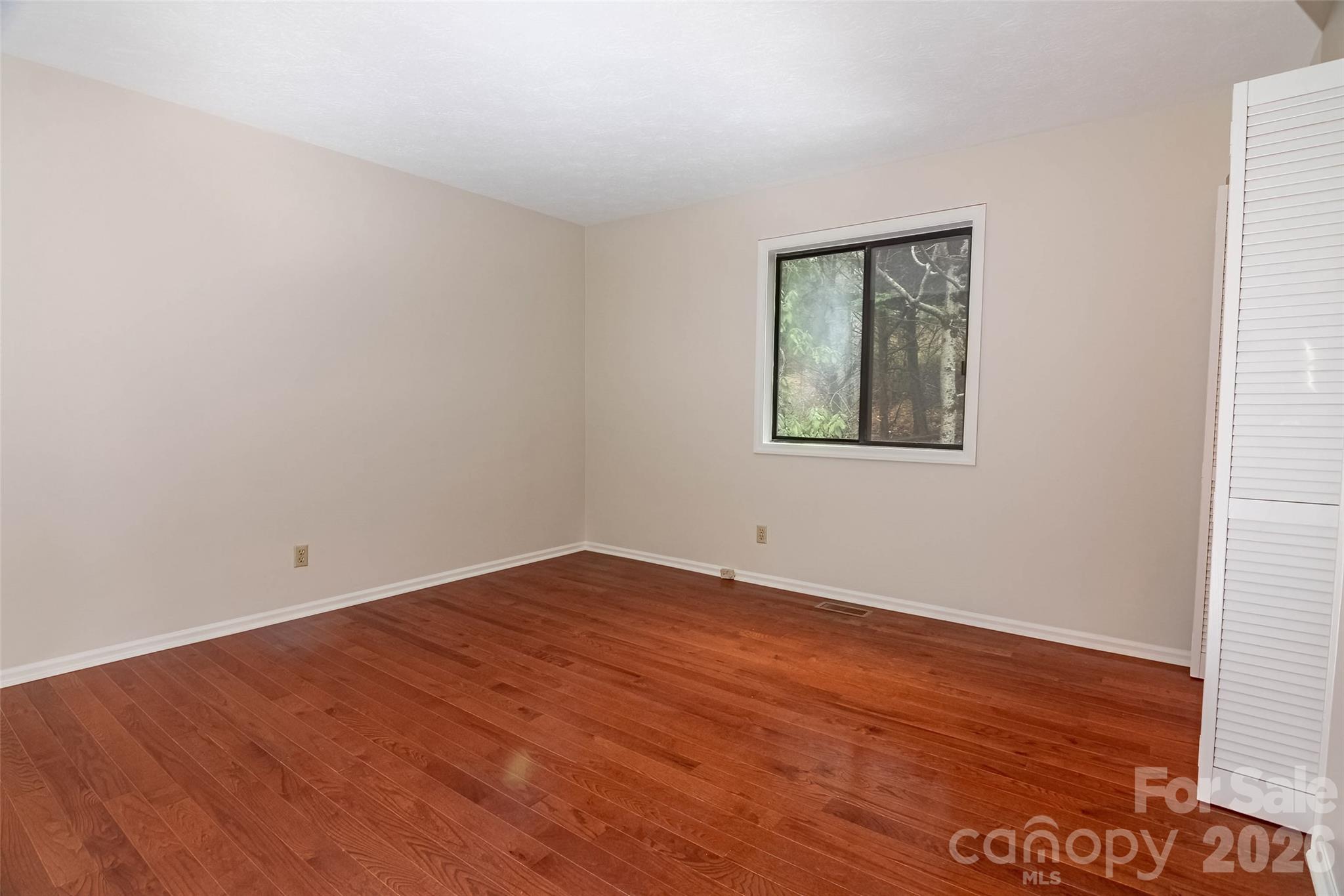 120 Breckenridge Court — Hendersonville