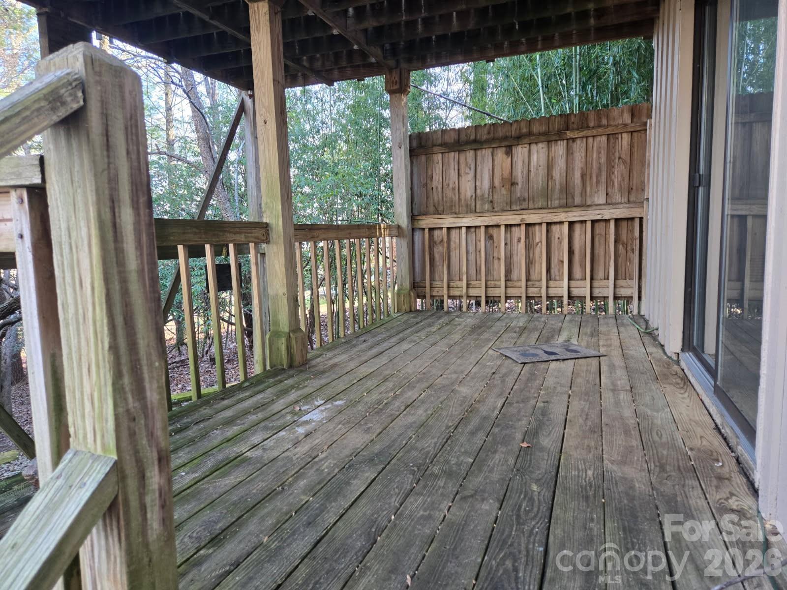 120 Breckenridge Court — Hendersonville