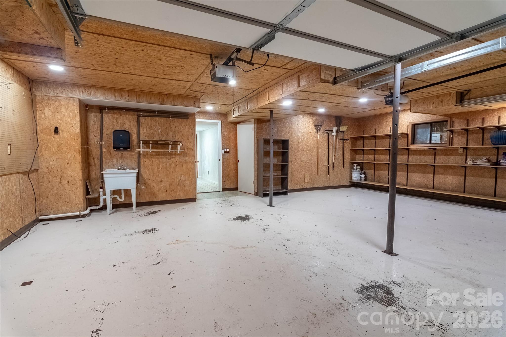 120 Breckenridge Court — Hendersonville