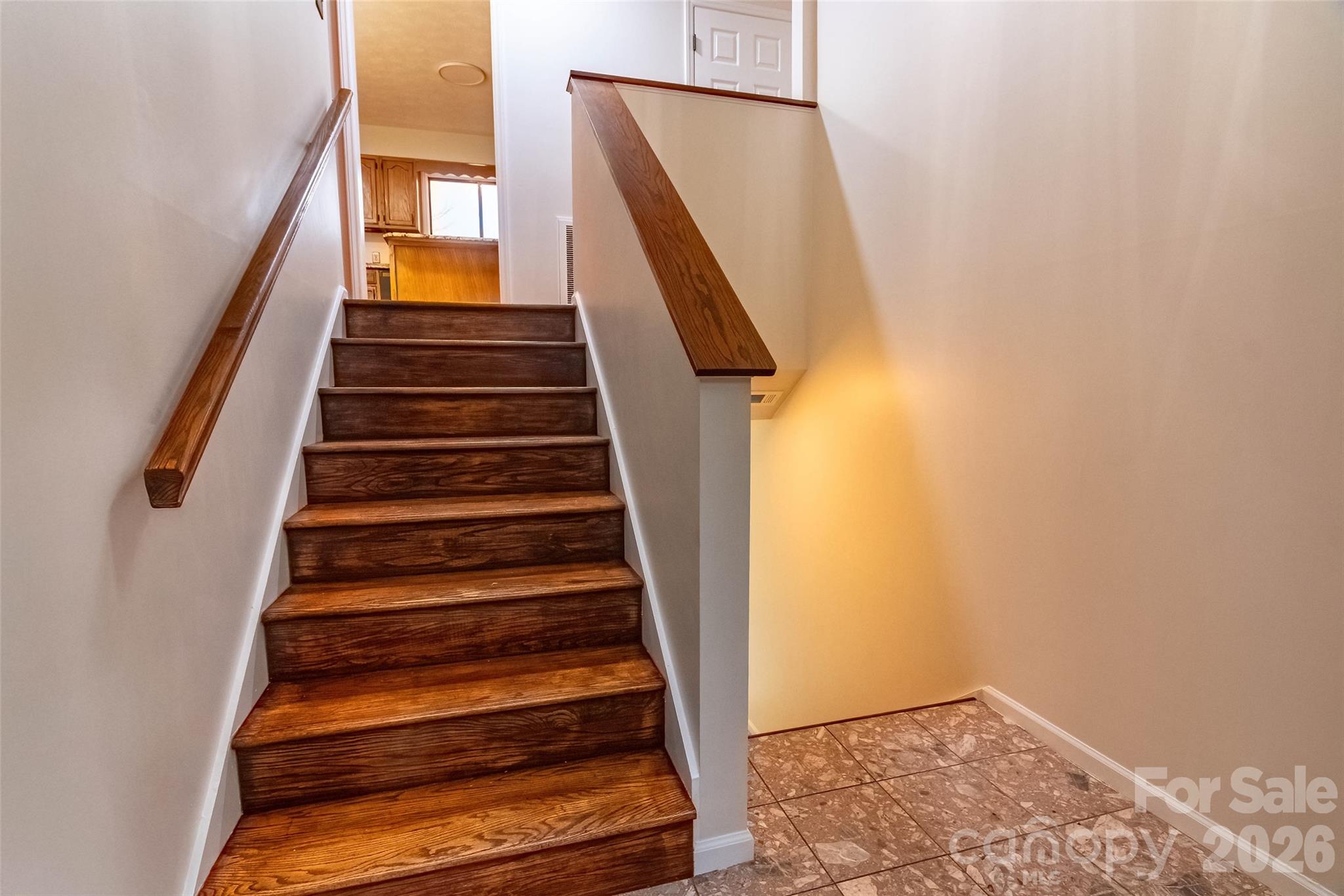 120 Breckenridge Court — Hendersonville