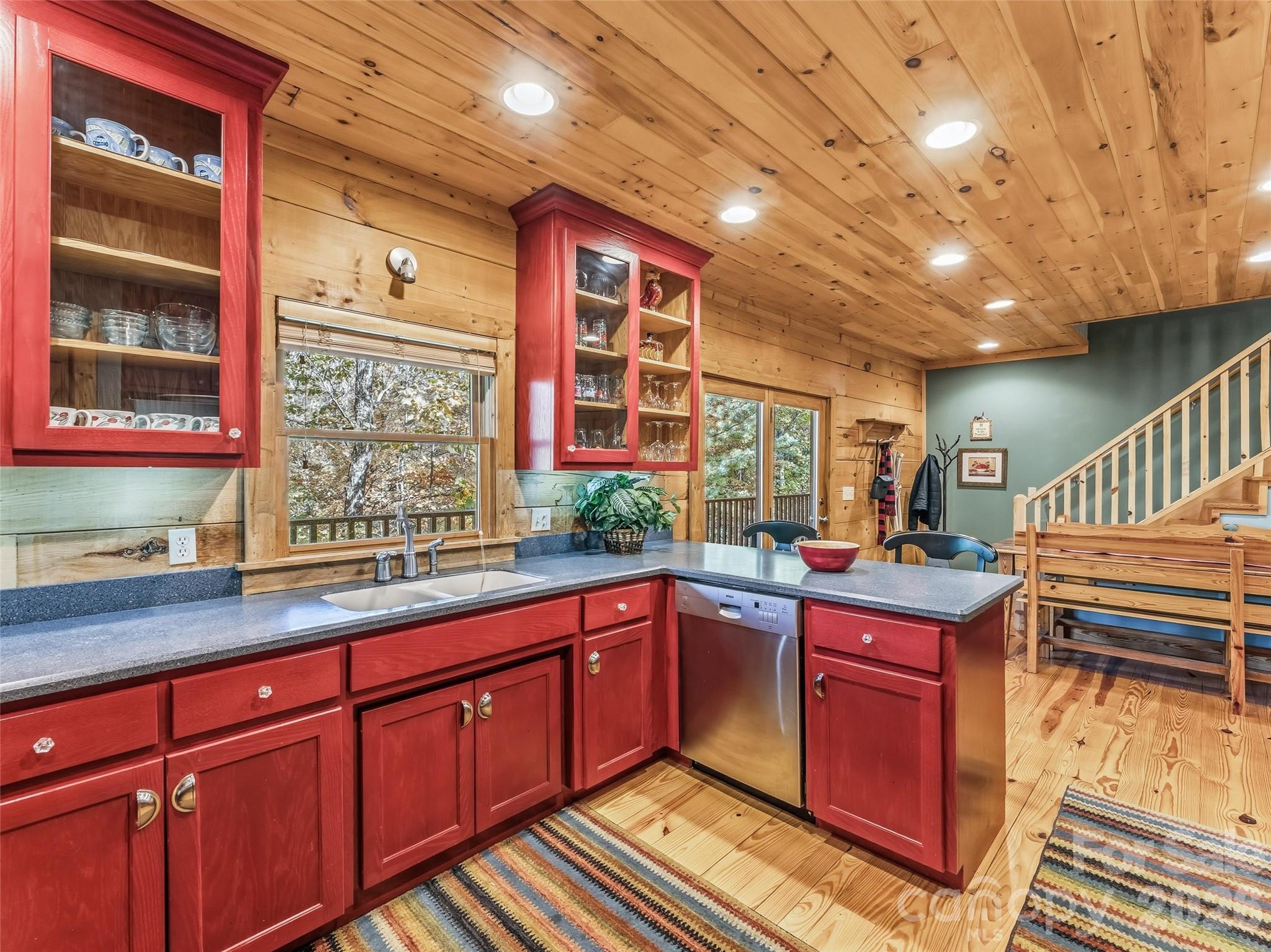 167 Mountain Vista Drive — Saluda