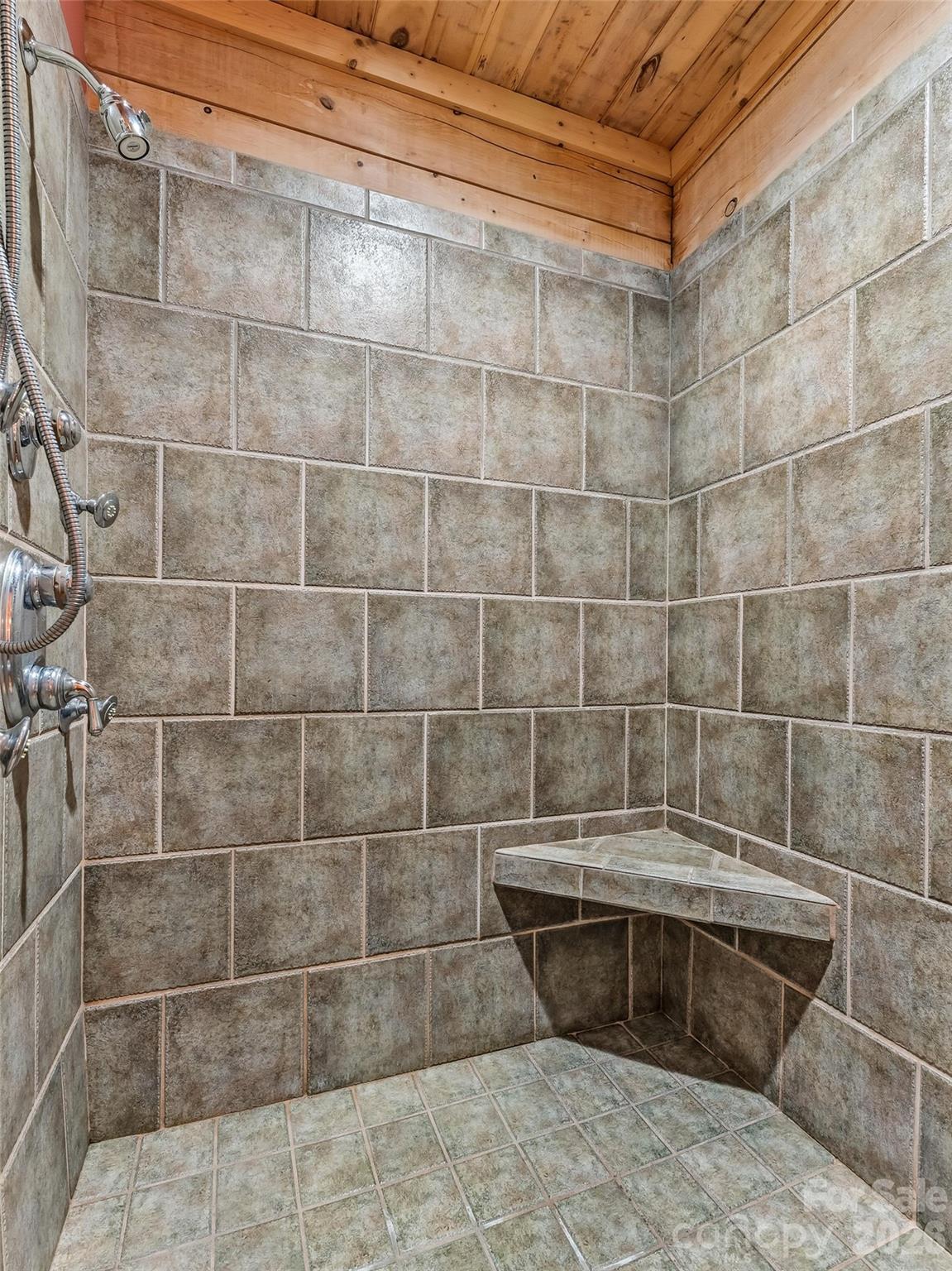 167 Mountain Vista Drive — Saluda