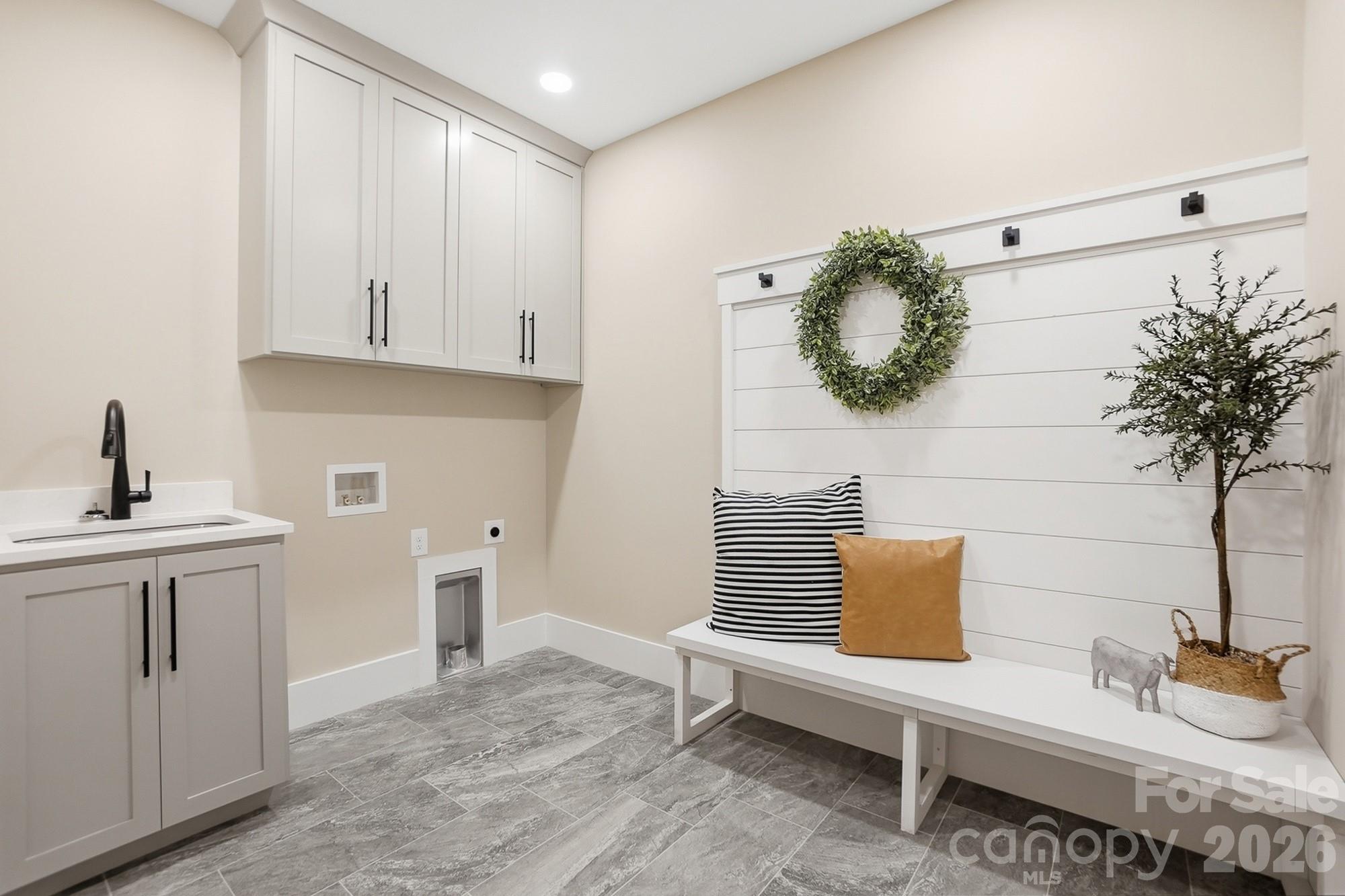 6109 Charity Drive — Marshville