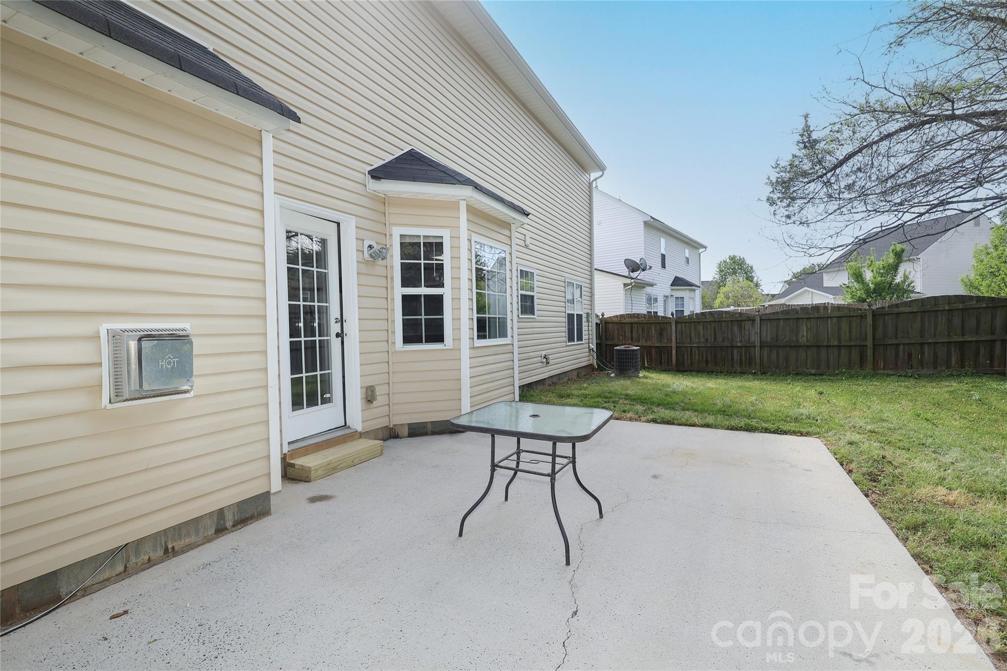 10910 Elm Bend Drive — Charlotte