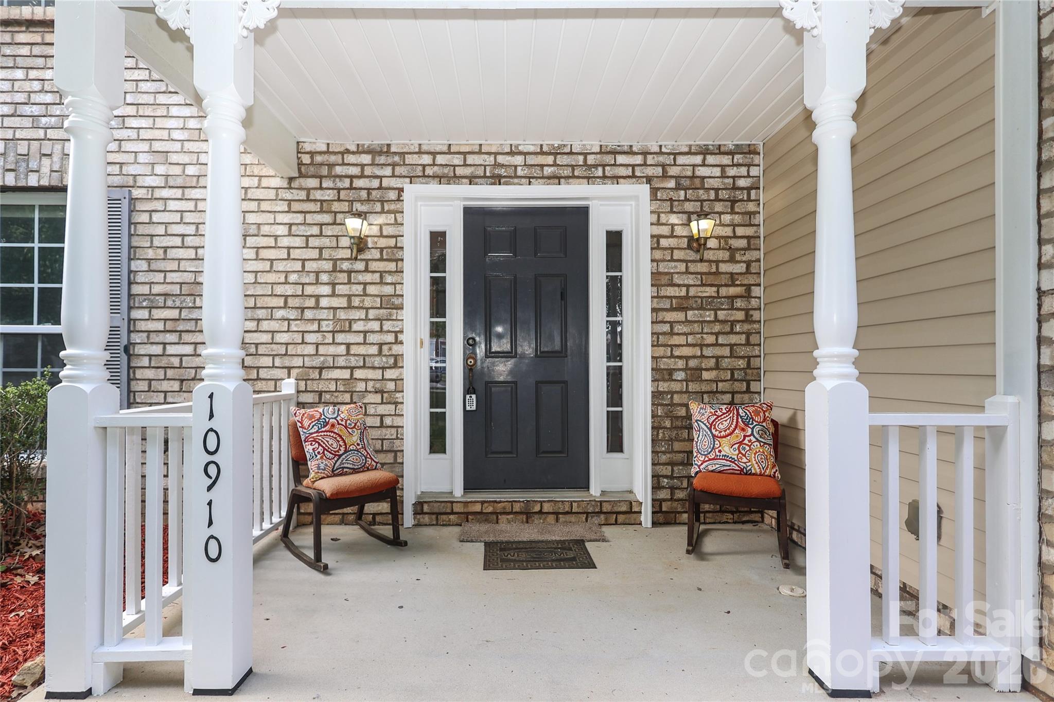 10910 Elm Bend Drive — Charlotte