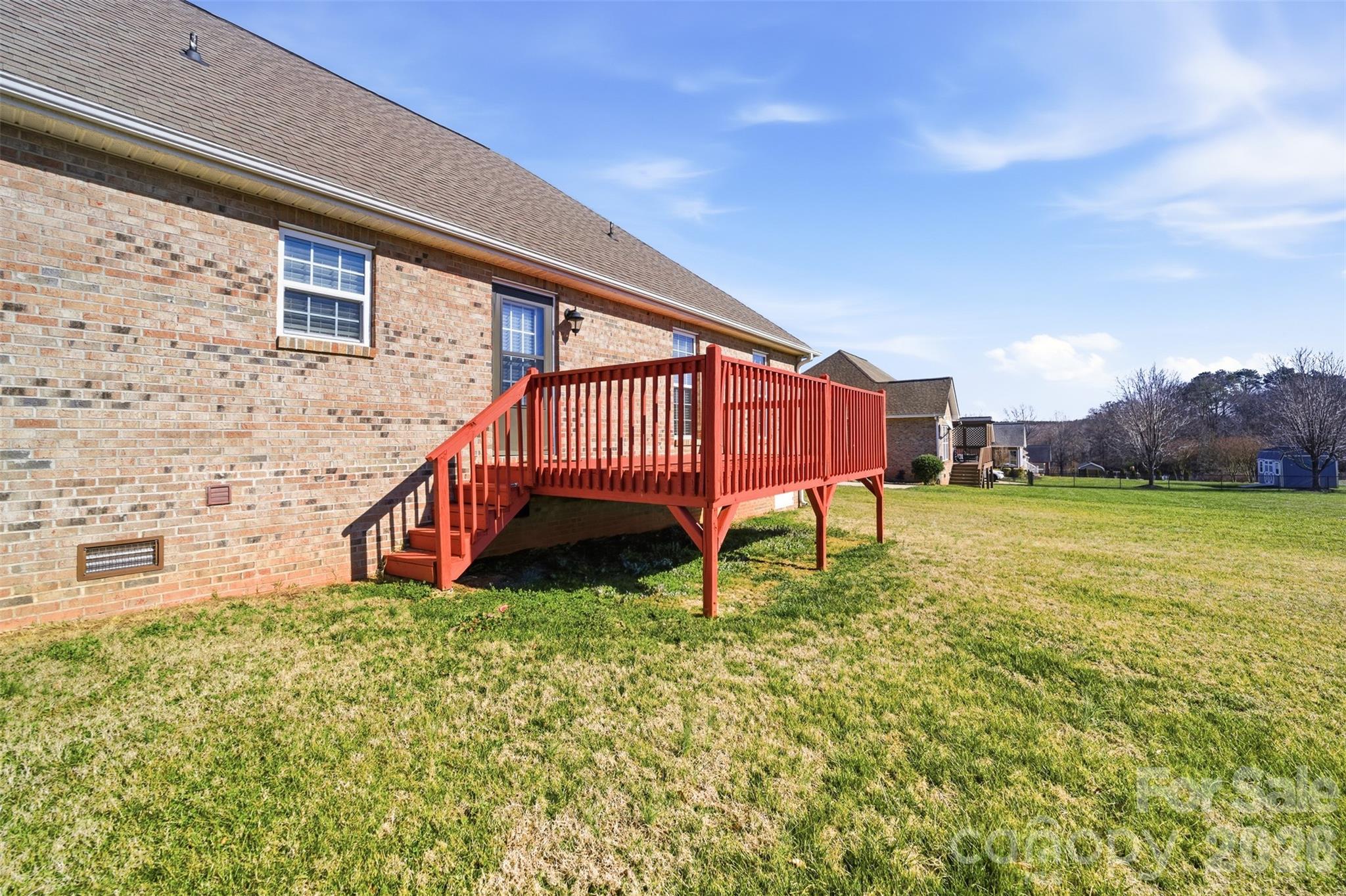 884 Clear Creek Circle — Lincolnton
