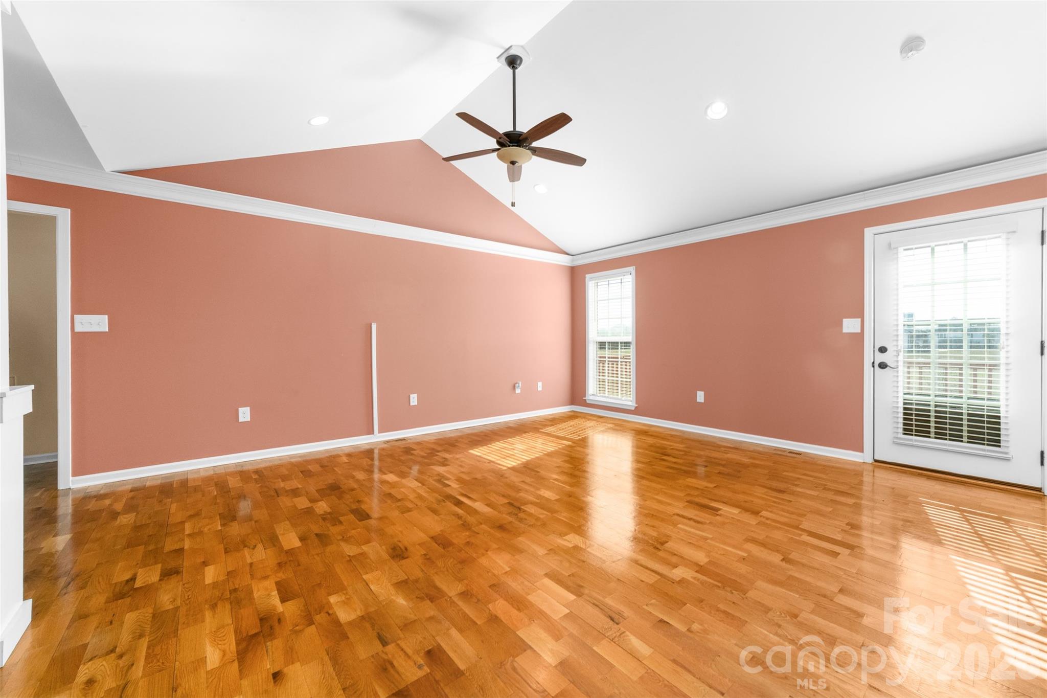 884 Clear Creek Circle — Lincolnton