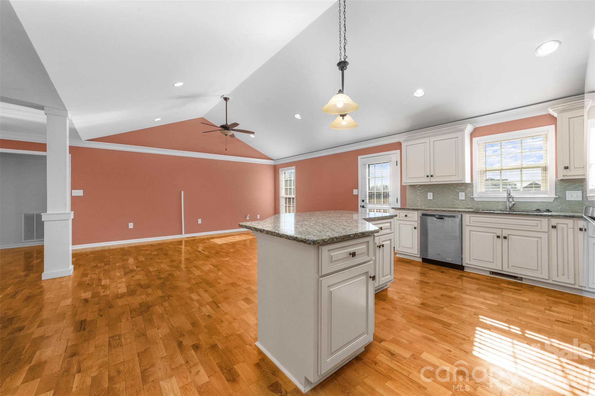 884 Clear Creek Circle — Lincolnton