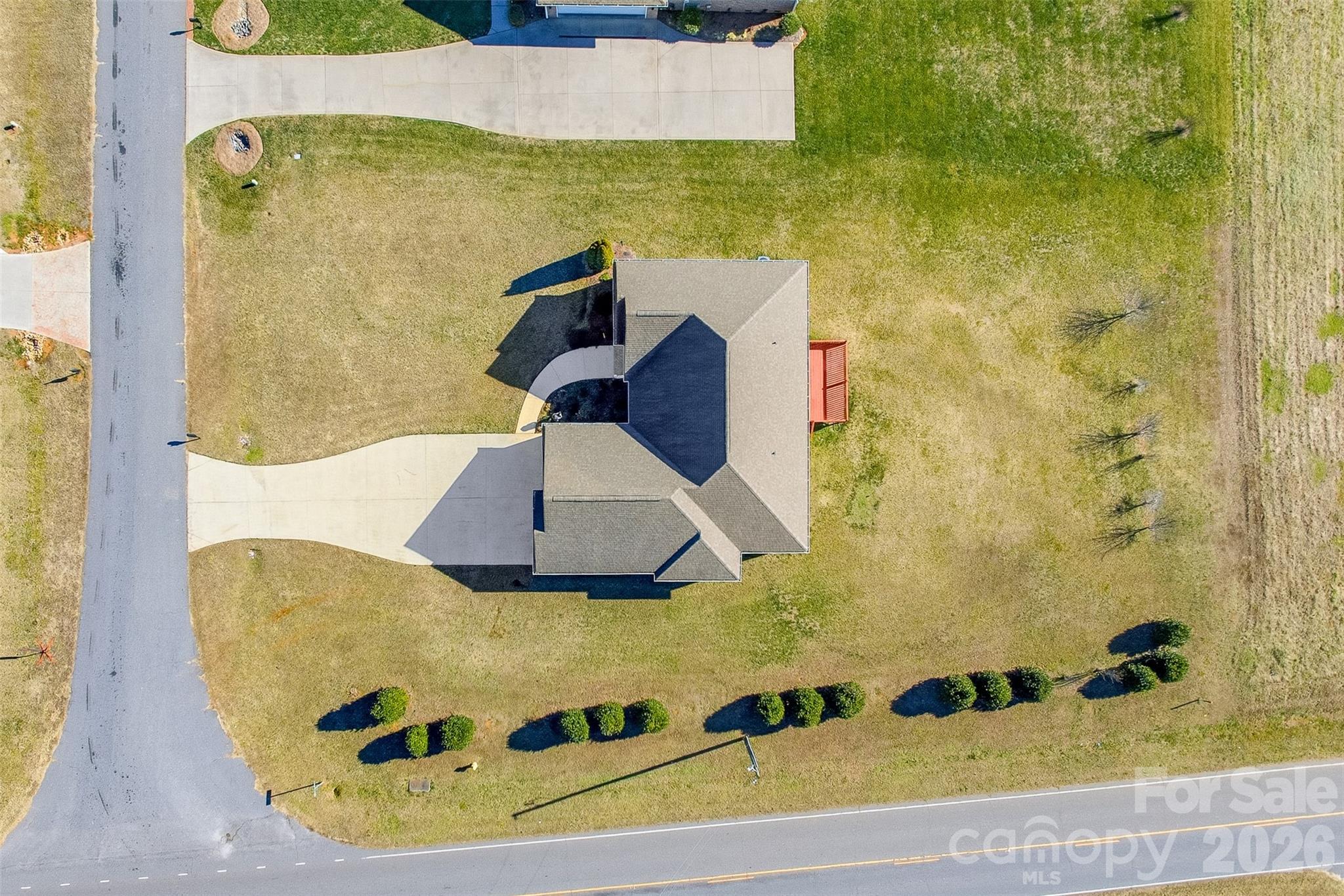 884 Clear Creek Circle — Lincolnton