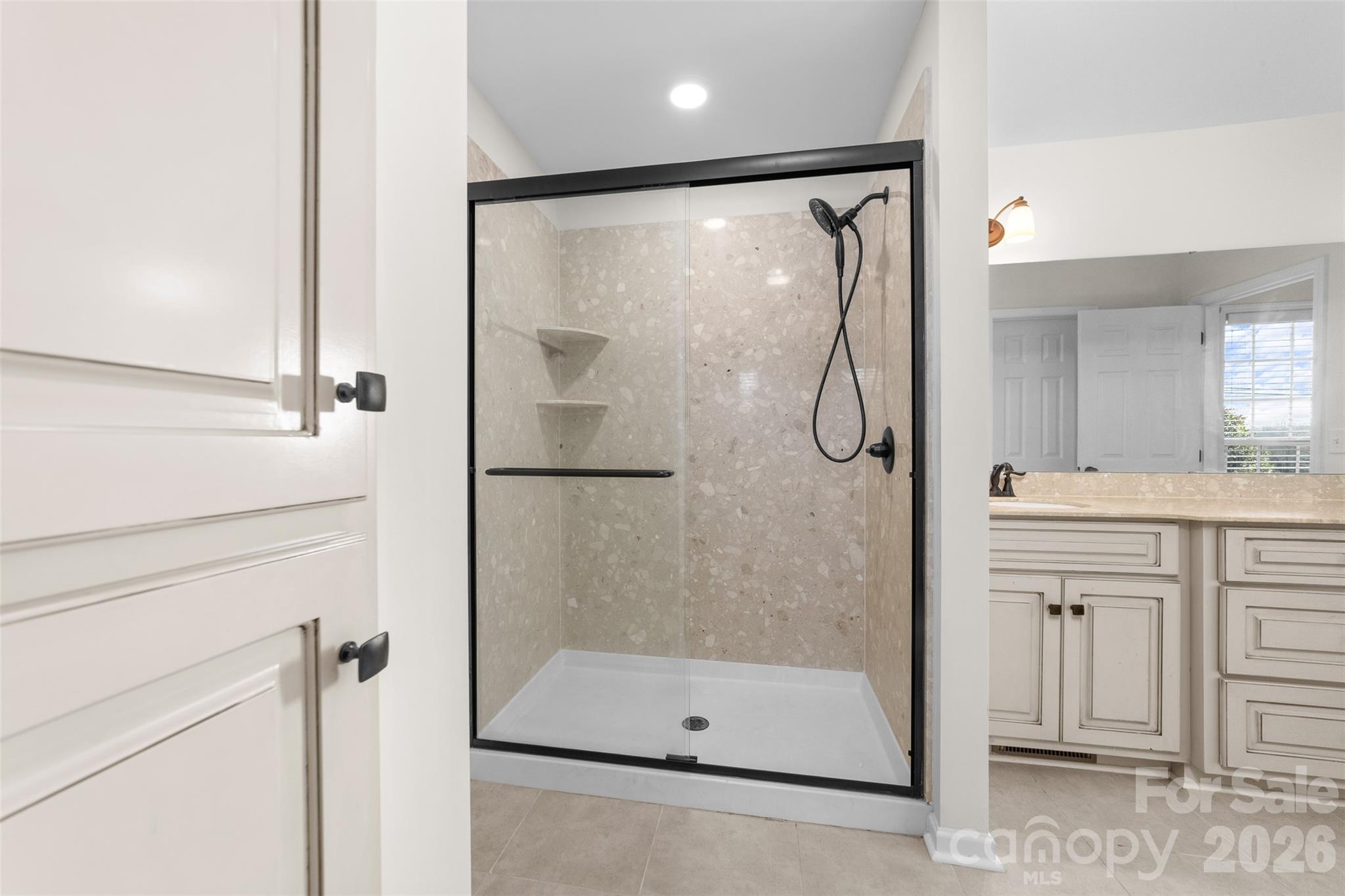 884 Clear Creek Circle — Lincolnton