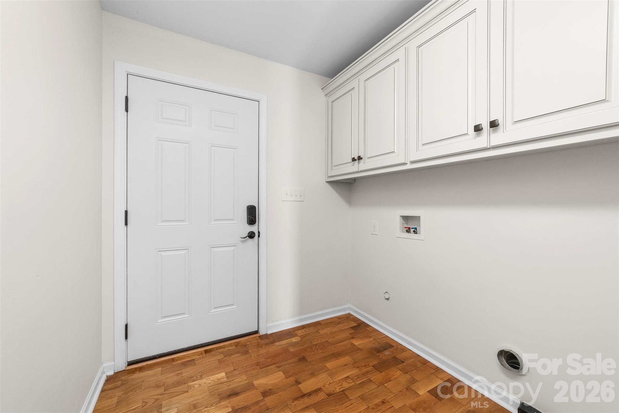 884 Clear Creek Circle — Lincolnton