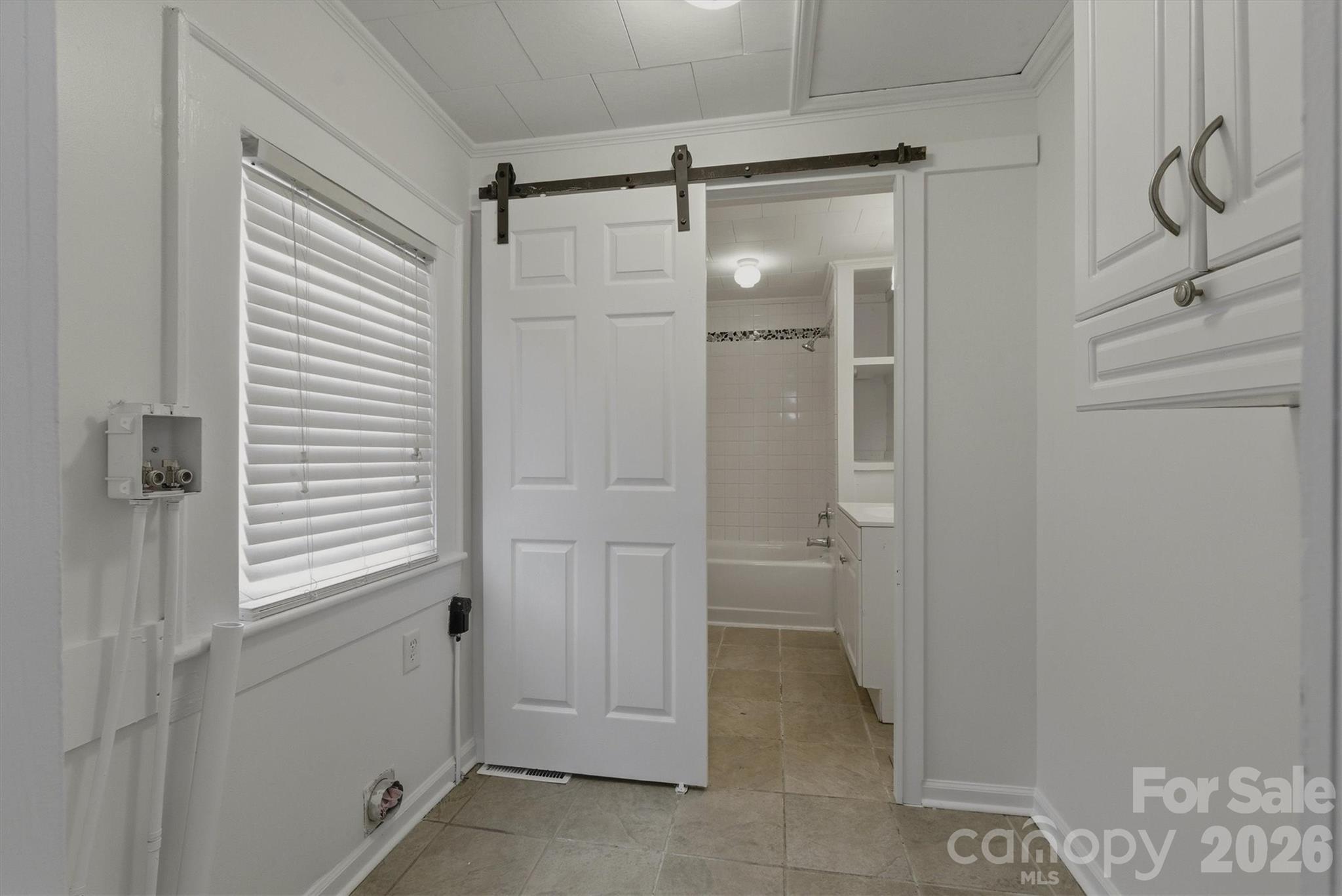 112 Myrtle Street — Morganton