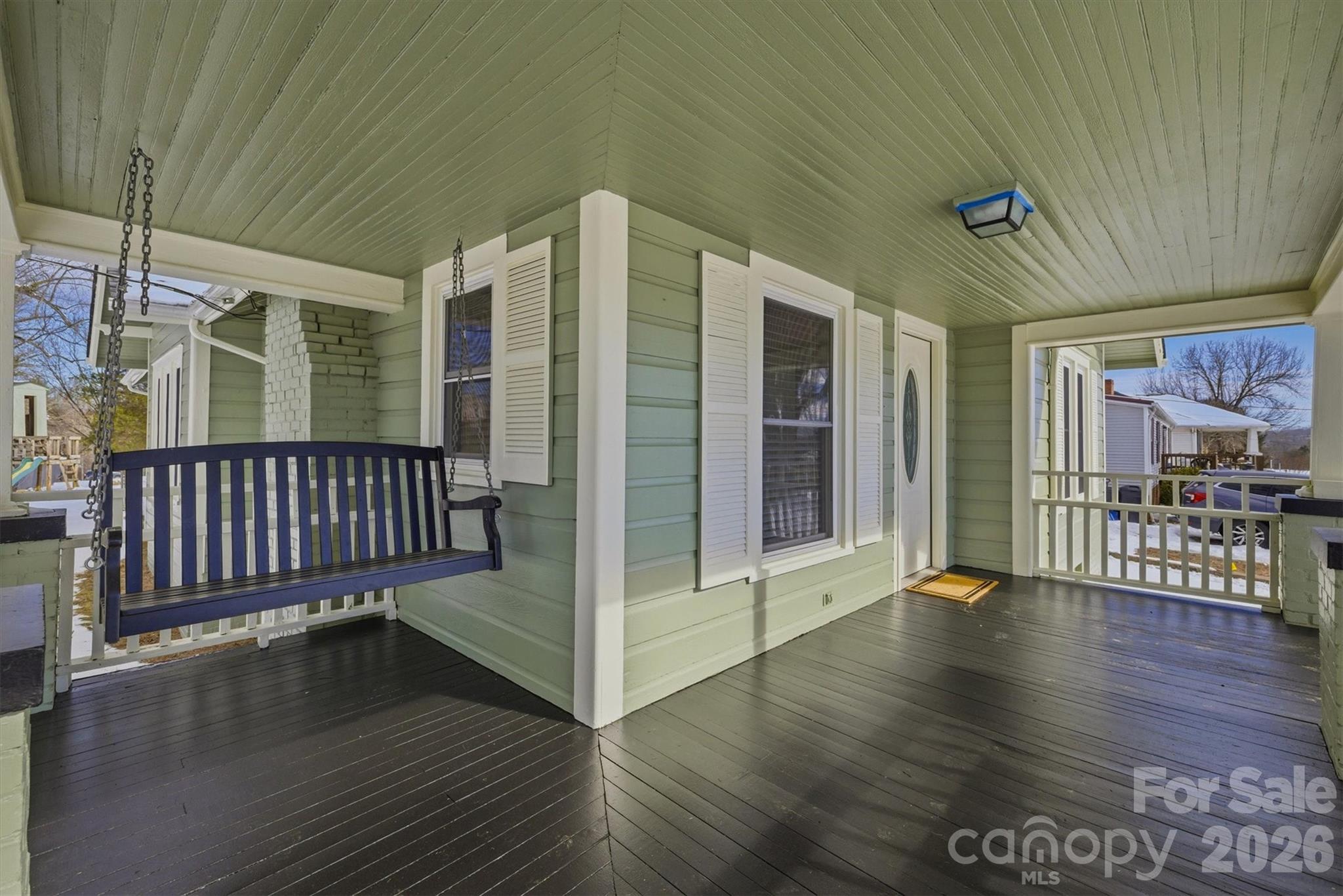 112 Myrtle Street — Morganton