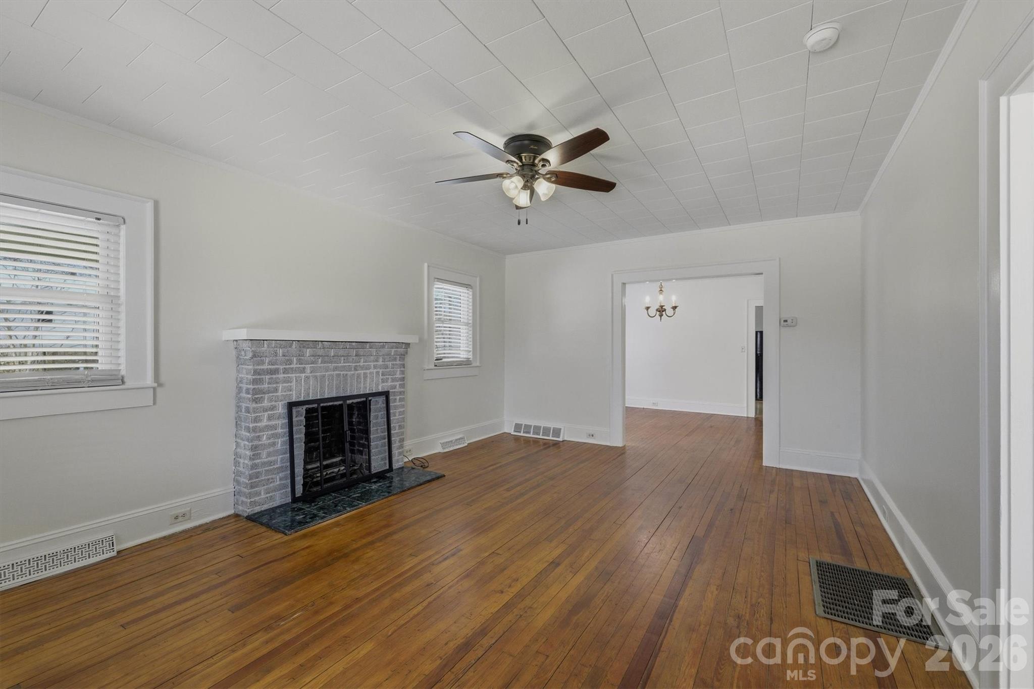 112 Myrtle Street — Morganton