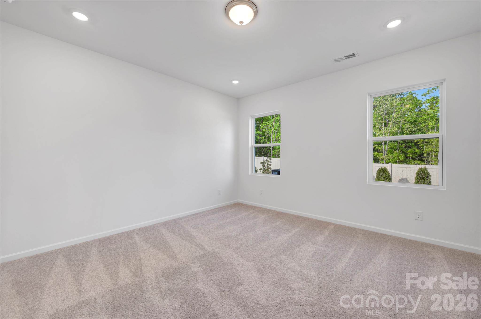 408 Willoughby Park Drive — Monroe