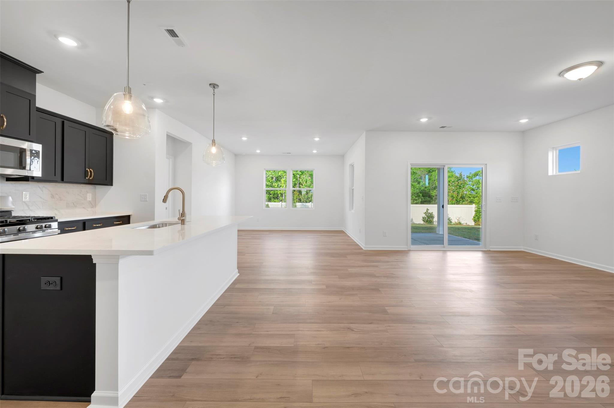408 Willoughby Park Drive — Monroe