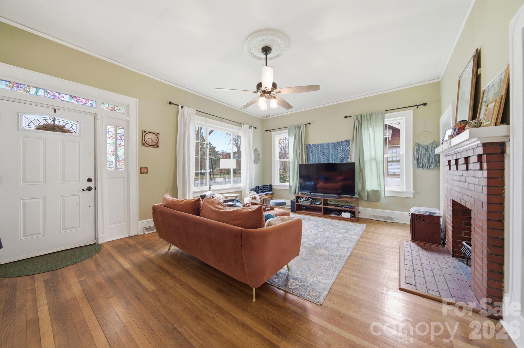 707 S York Street — Gastonia