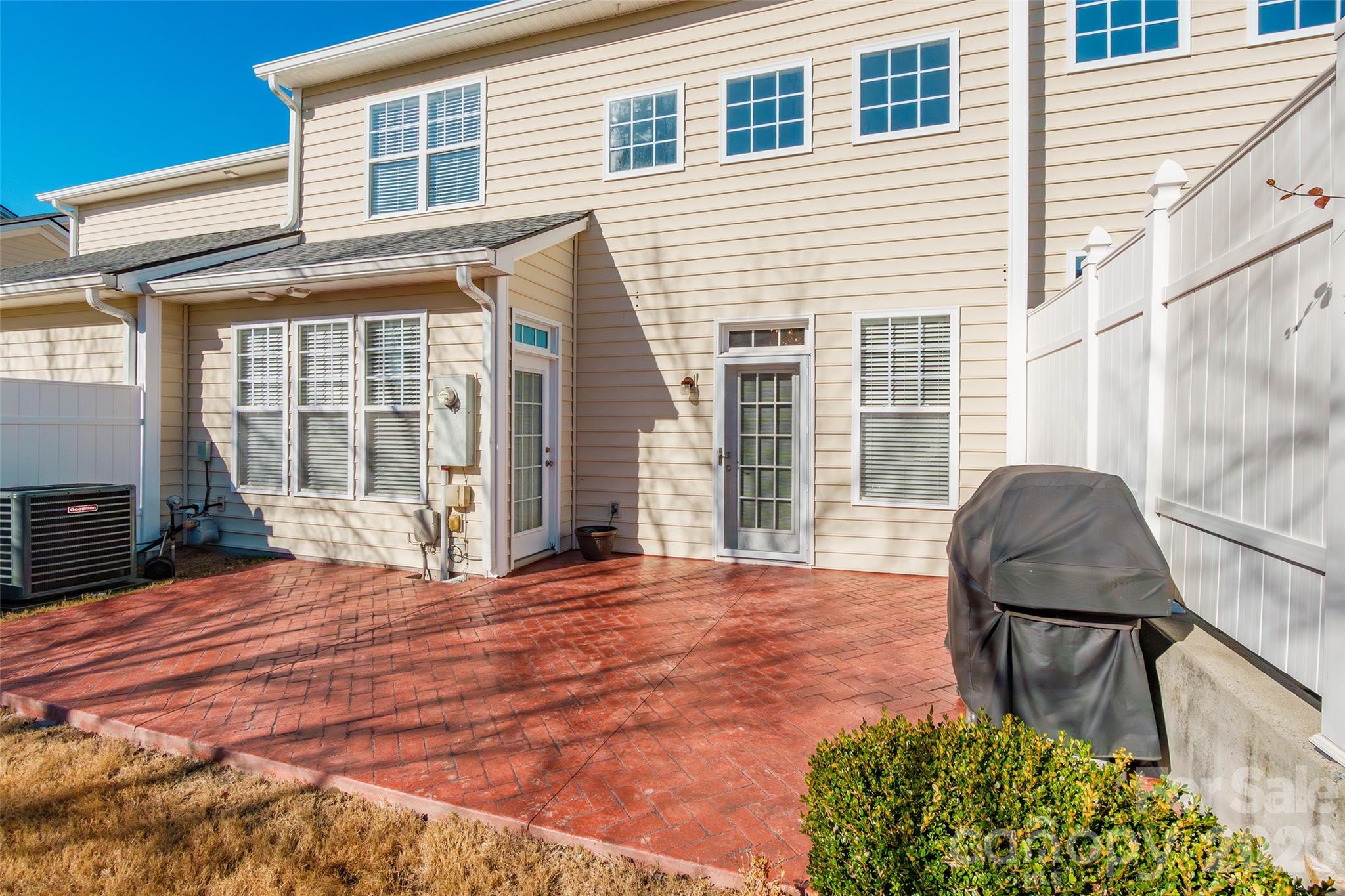 555 Pine Links Drive — Tega Cay