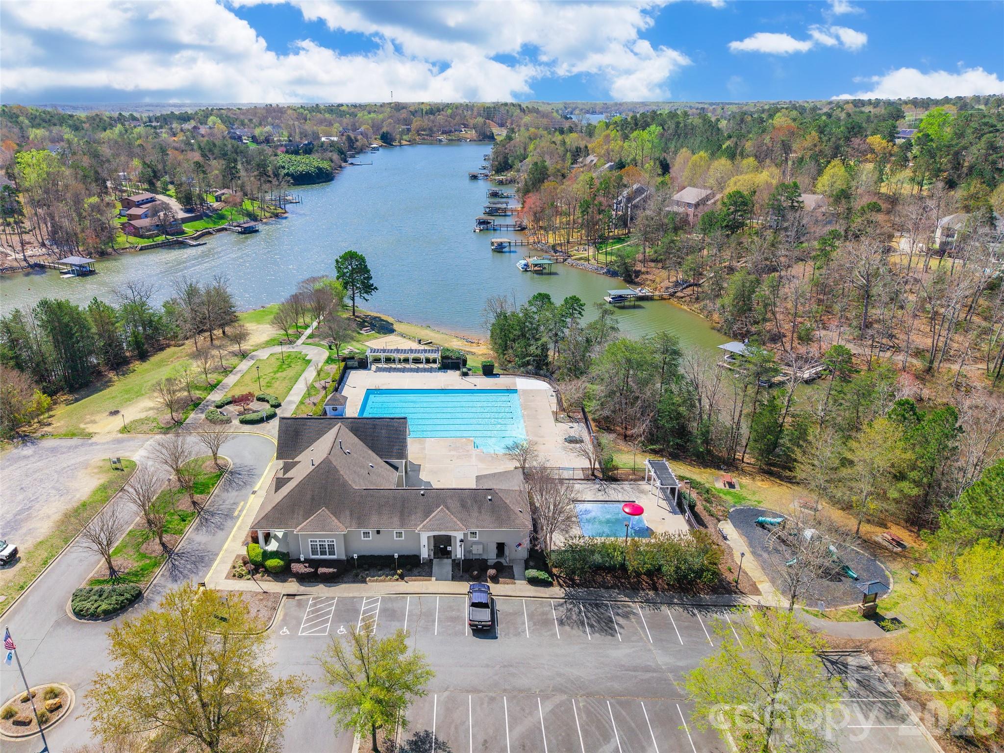 555 Pine Links Drive — Tega Cay