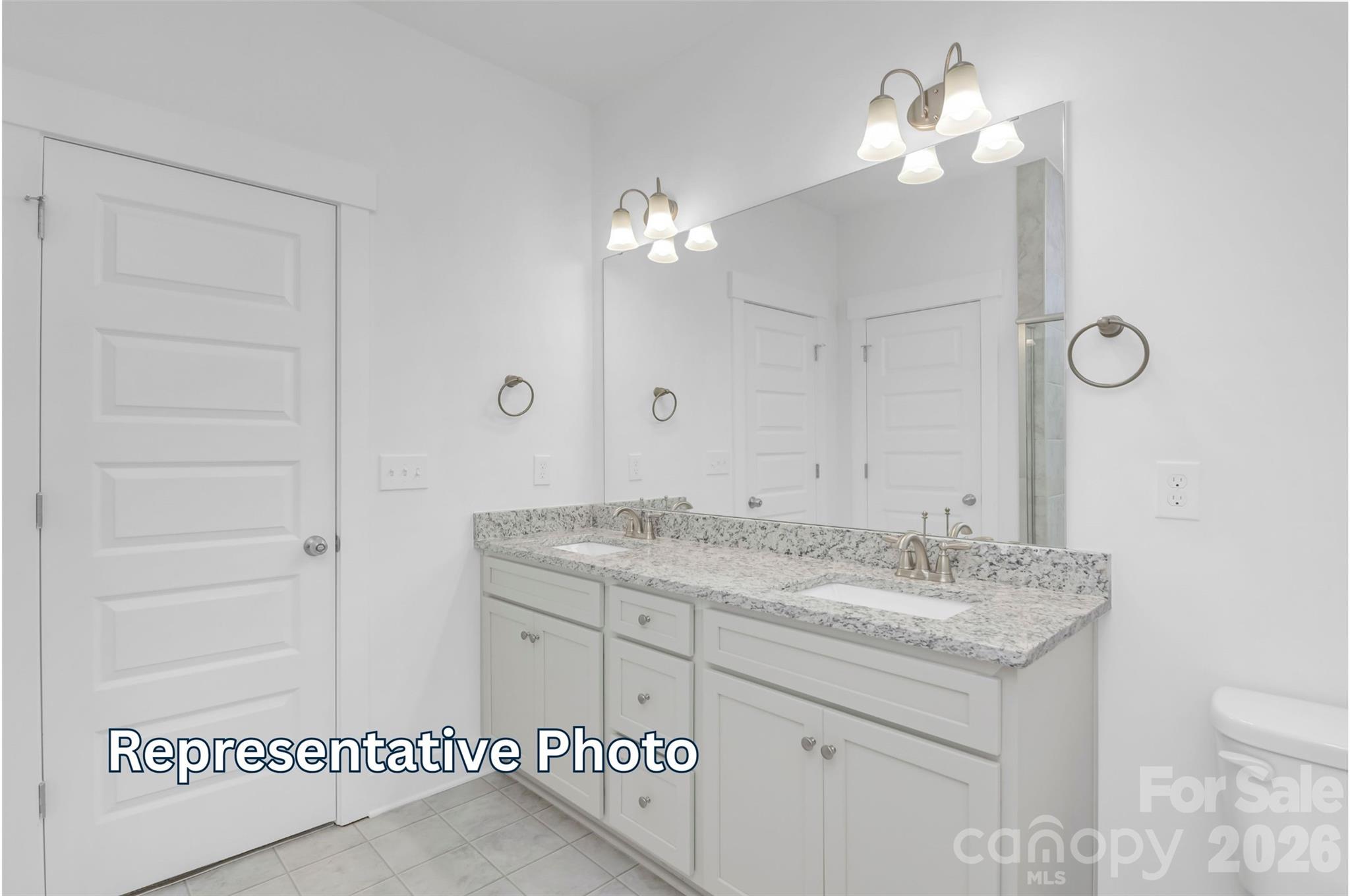 13122 Foxberry Road — Charlotte