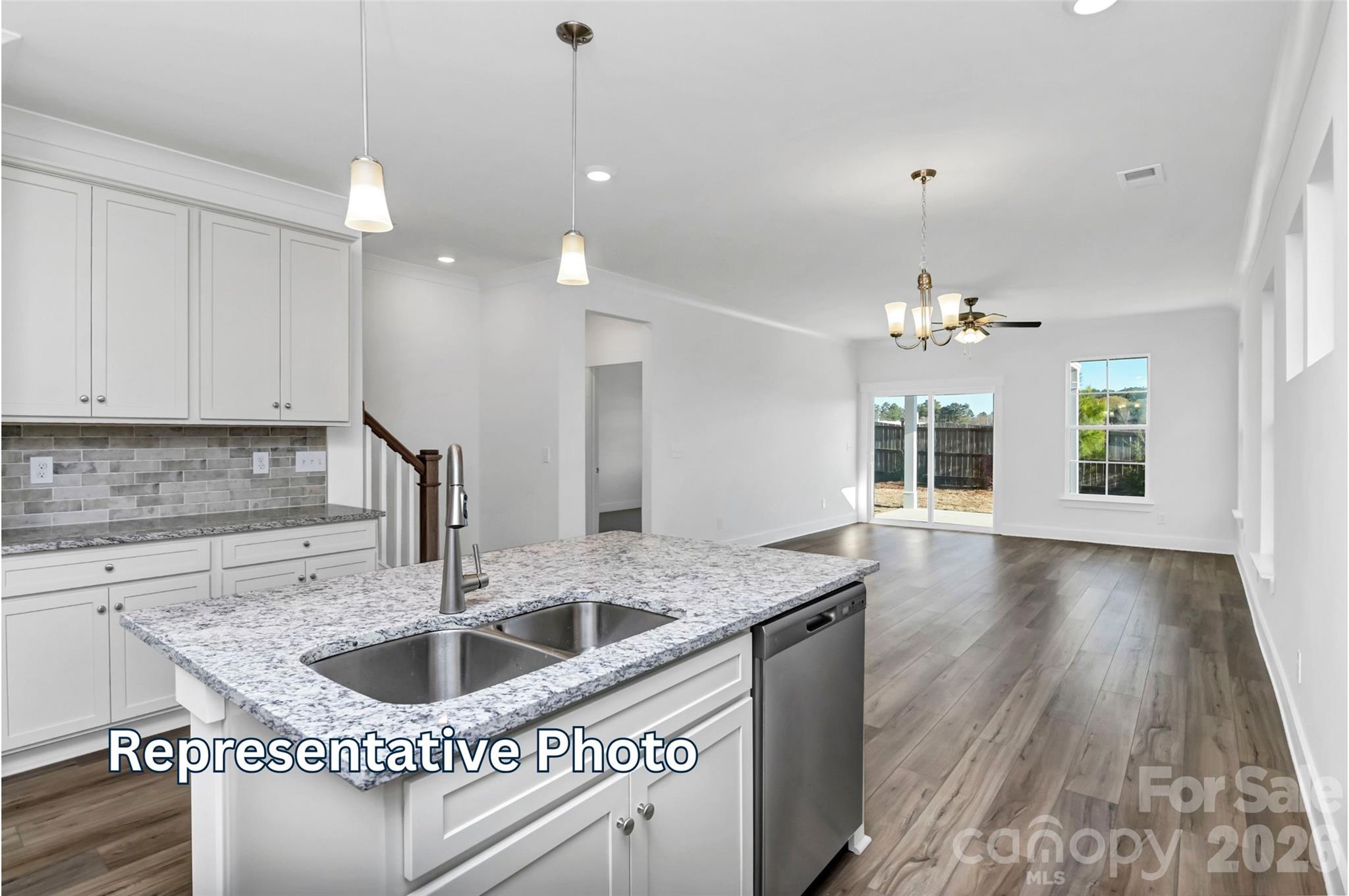 13122 Foxberry Road — Charlotte