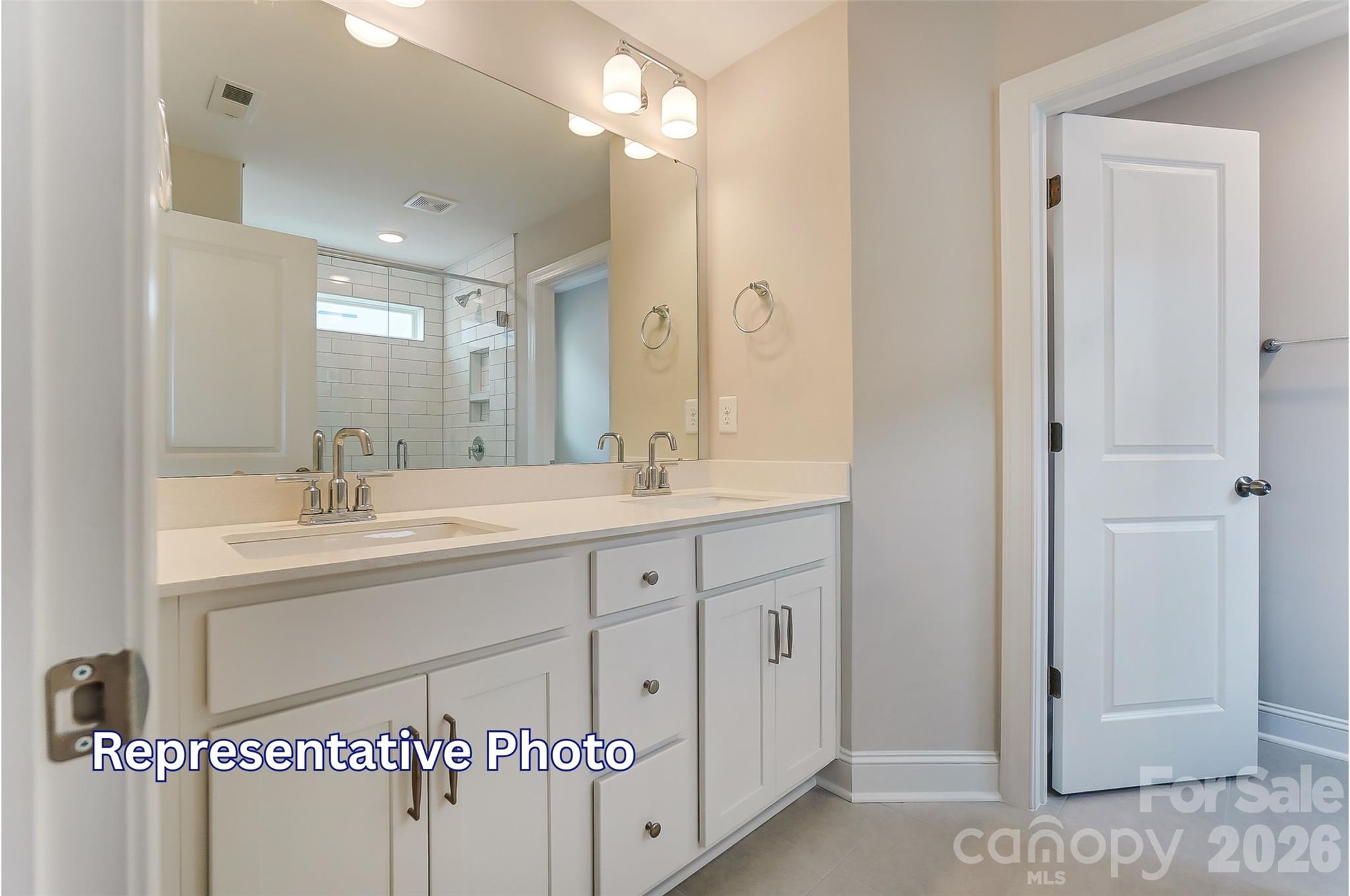 13126 Foxberry Road — Charlotte
