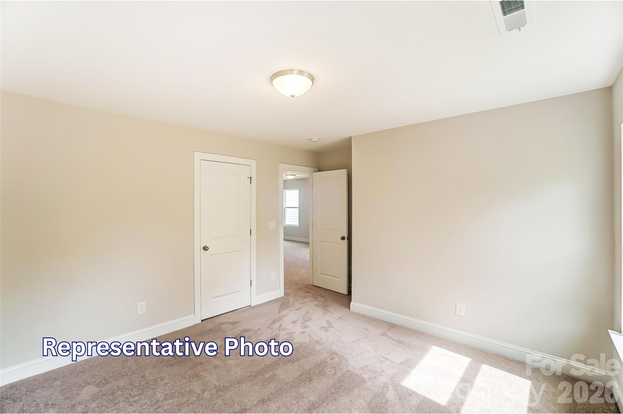 13126 Foxberry Road — Charlotte