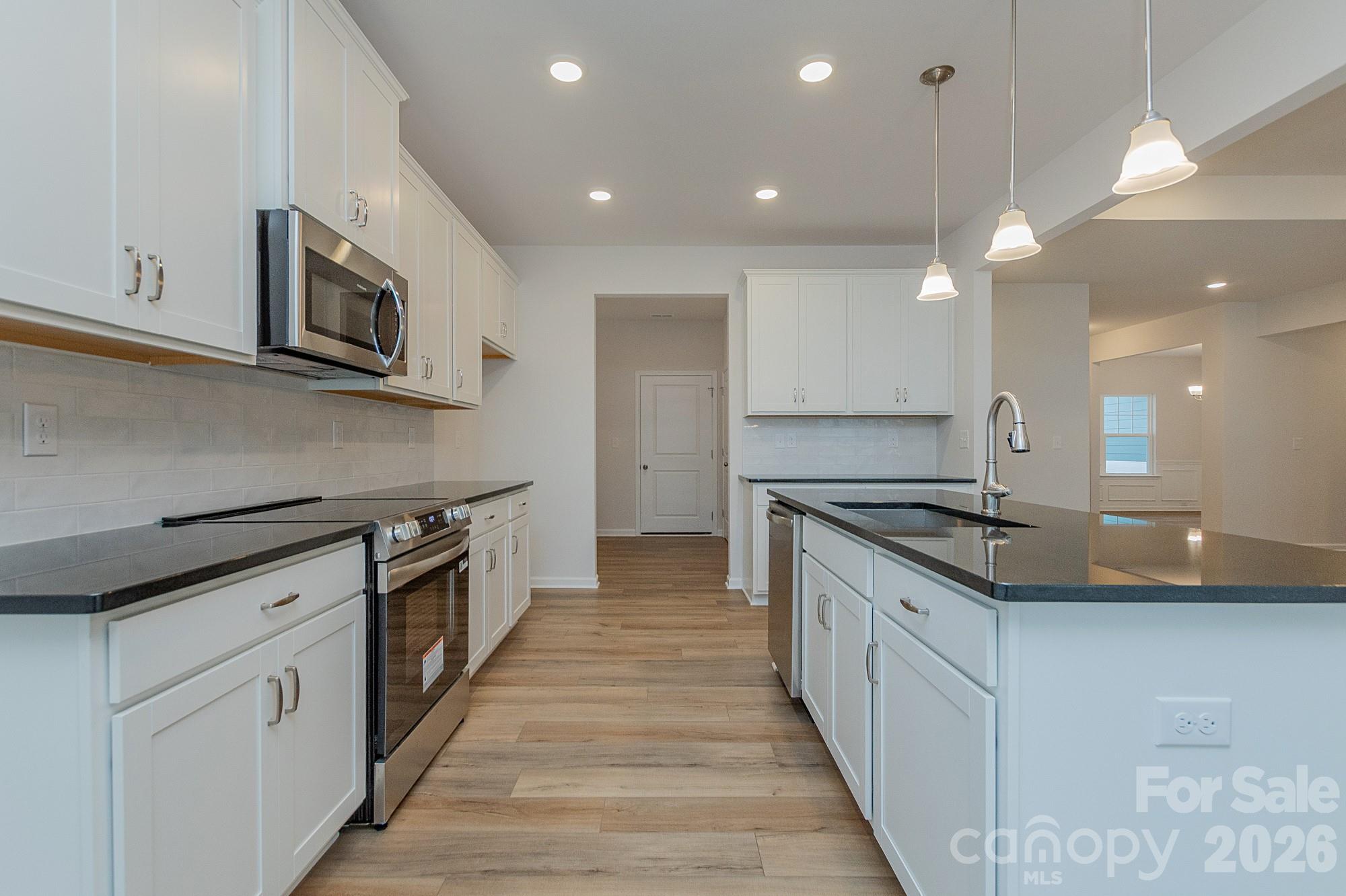 12184 Muscadine Court — Midland
