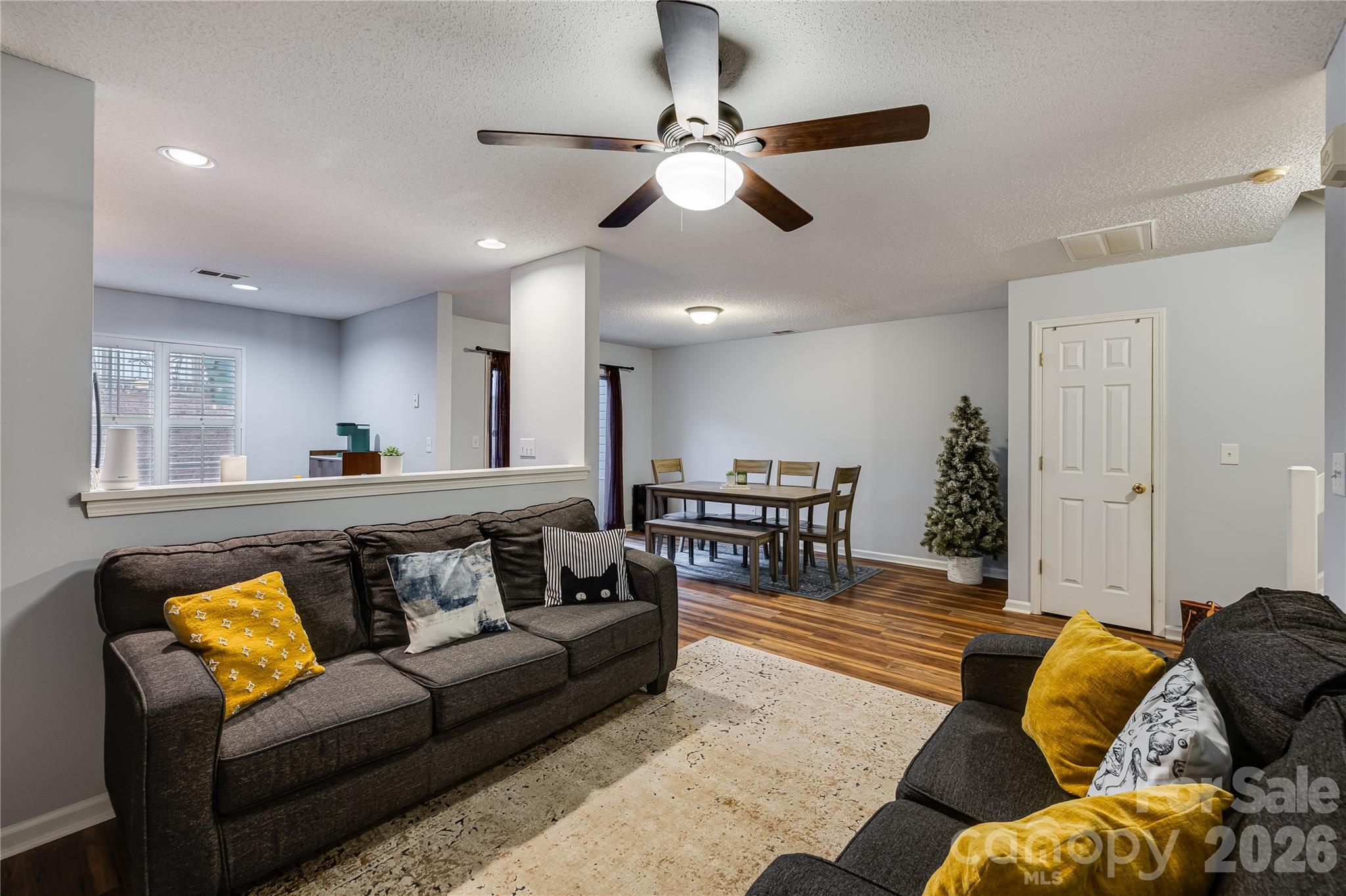 5925 Prescott Court — Charlotte
