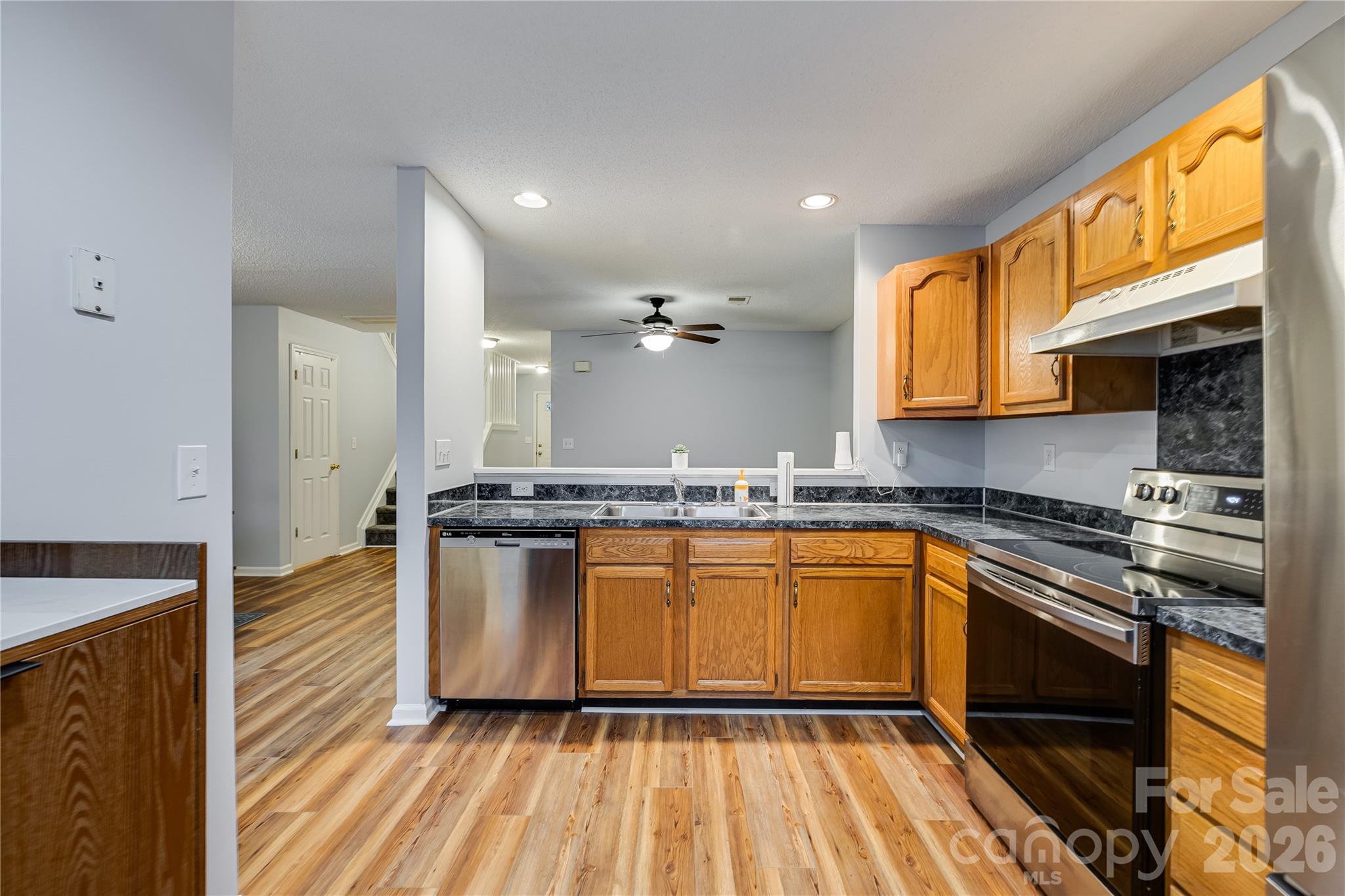5925 Prescott Court — Charlotte