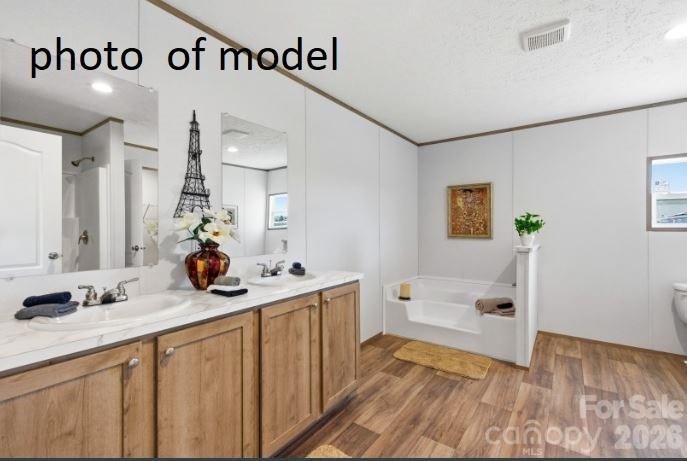 877 Biggerstaff Loop #E — Nebo