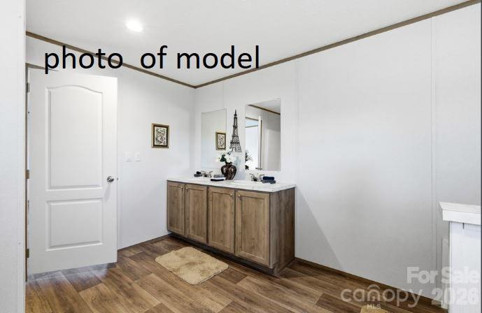 877 Biggerstaff Loop #E — Nebo