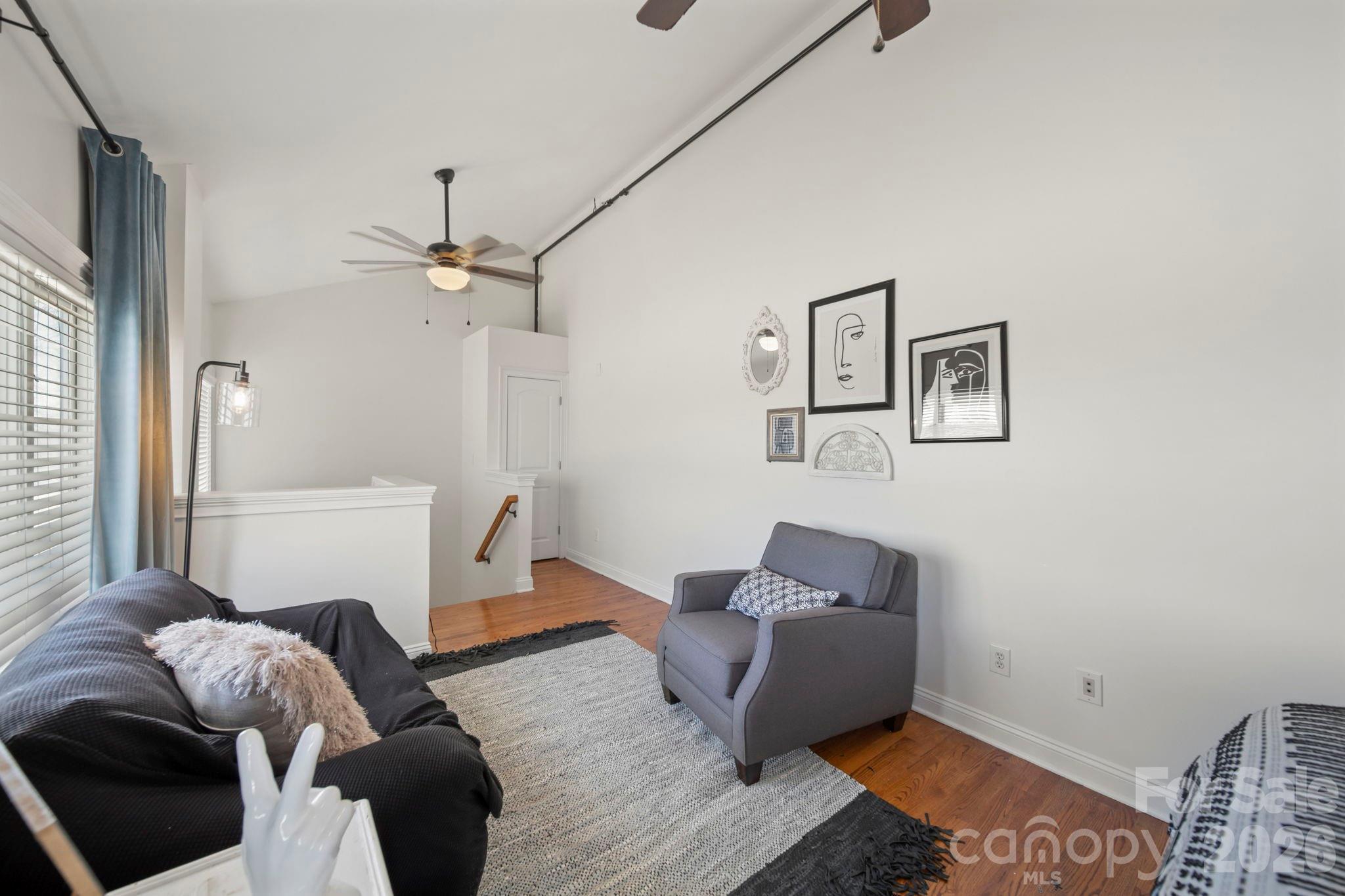 589 Catawba Street E — Belmont