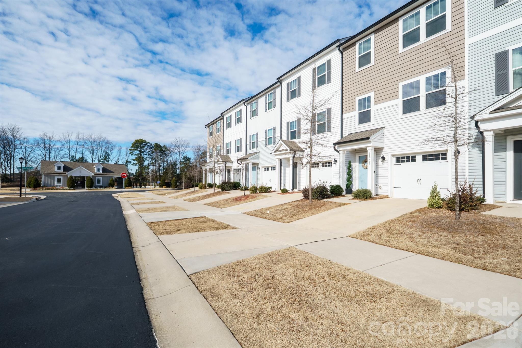 11021 Woodland Creek Way — Charlotte